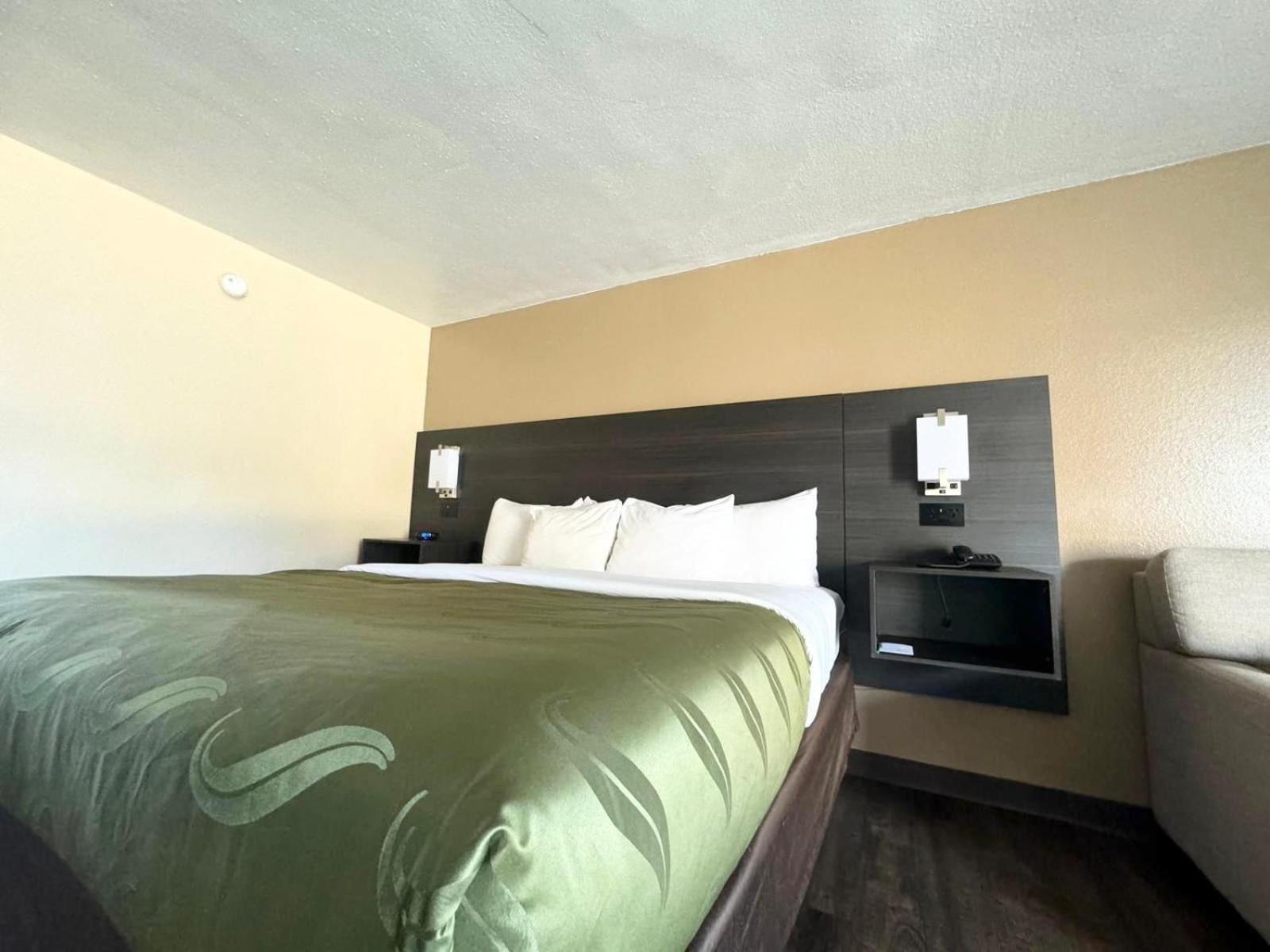 Quality Inn Kennedy Space Center photo 59