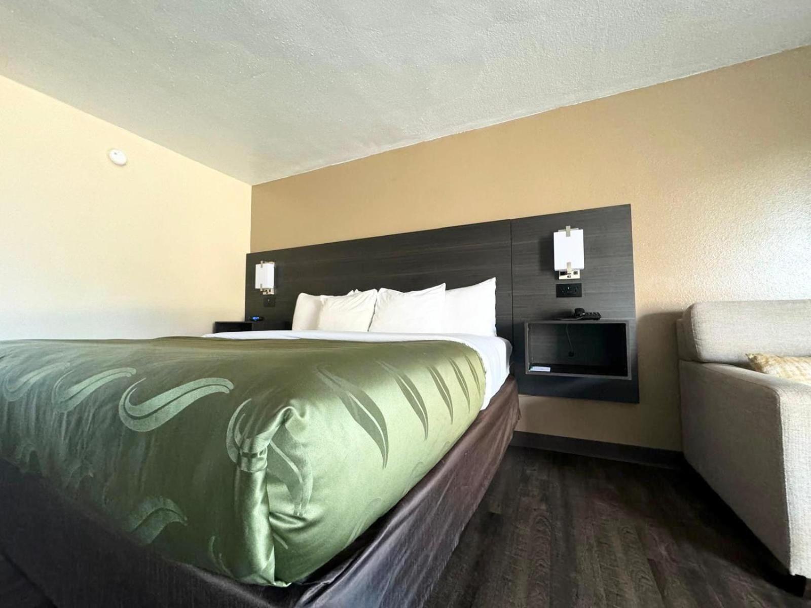 Quality Inn Kennedy Space Center photo 54