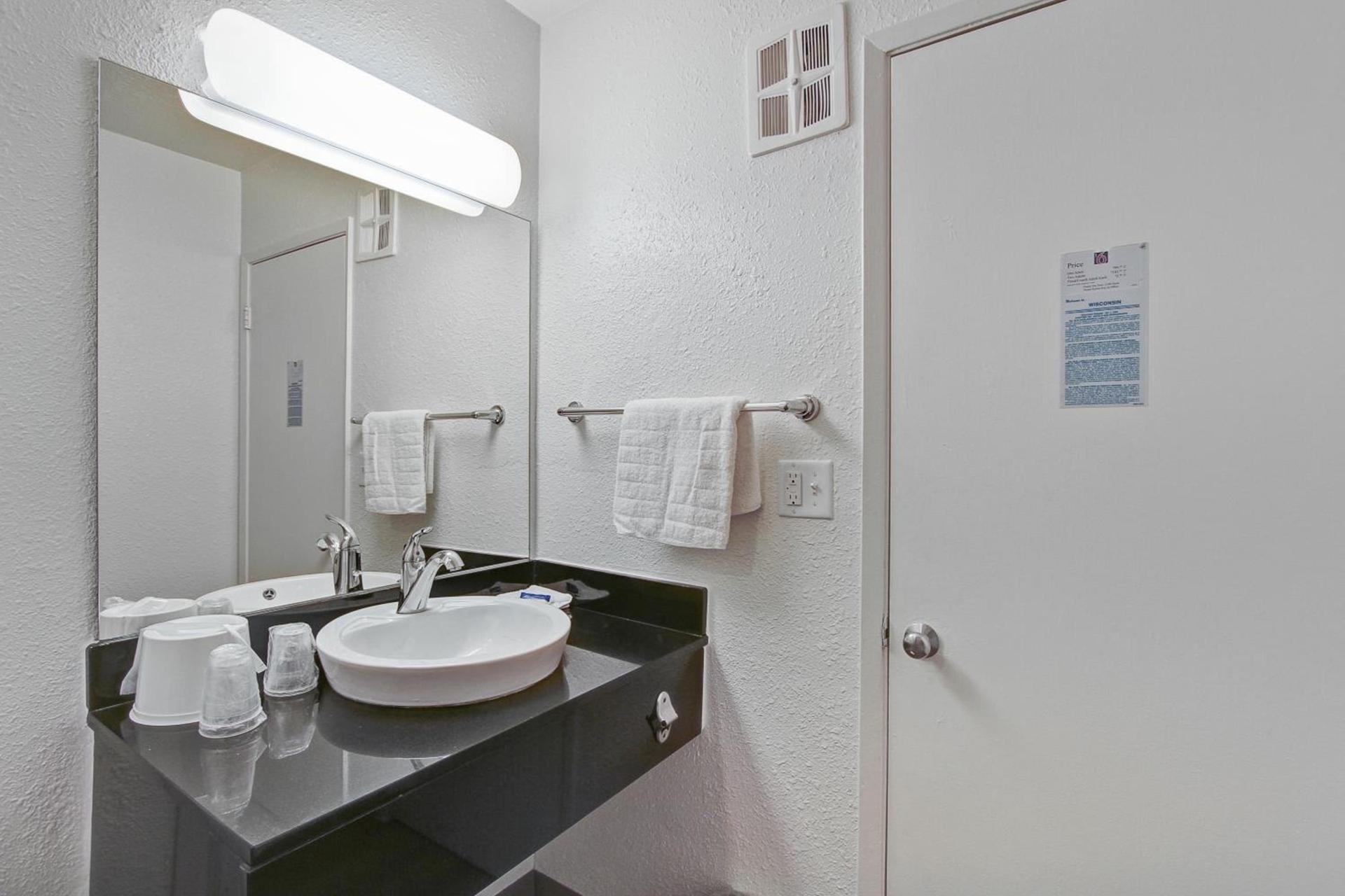 Motel 6-Green Bay, WI photo 41