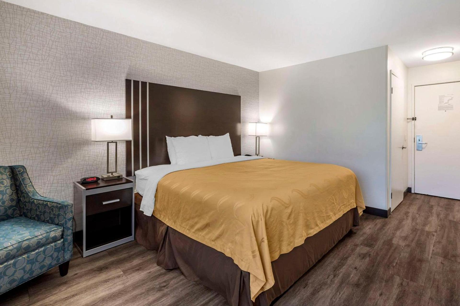 Quality Inn Burbank Airport photo 31