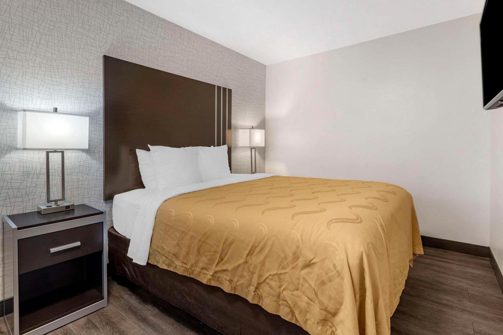 Quality Inn Burbank Airport photo 43