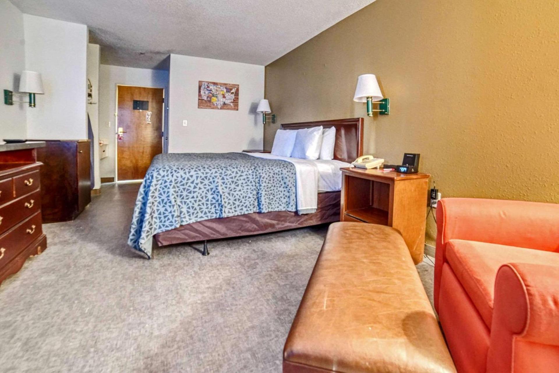 Americas Best Value Inn Raleigh photo 28