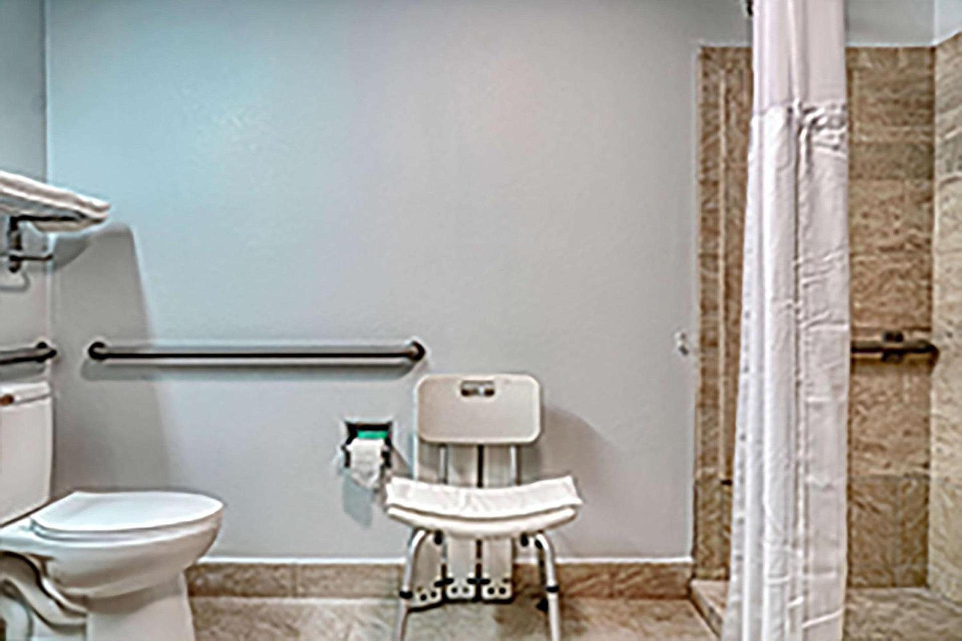 Americas Best Value Inn Raleigh photo 41