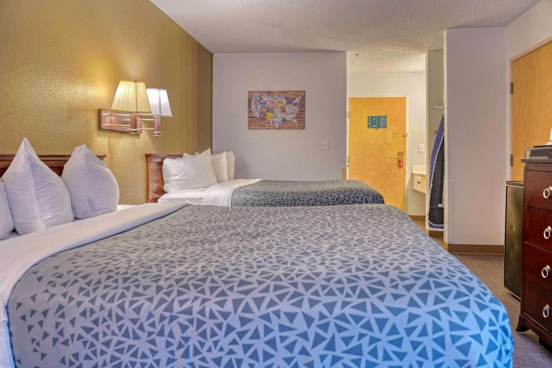 Americas Best Value Inn Raleigh photo 49