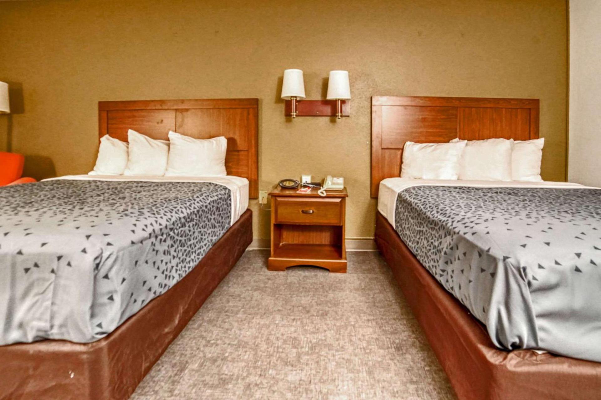Americas Best Value Inn Raleigh photo 45