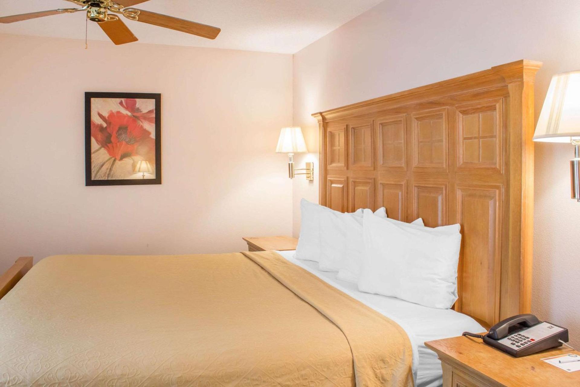 Americas Best Value Inn Raleigh photo 55