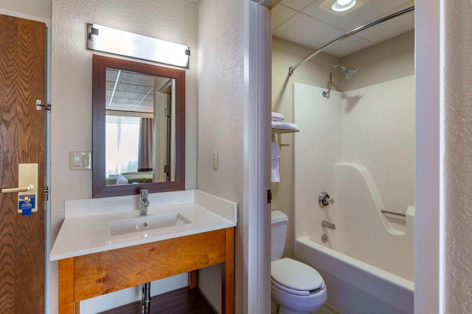 Comfort Inn & Suites Gateway to Glacier National Park photo 8
