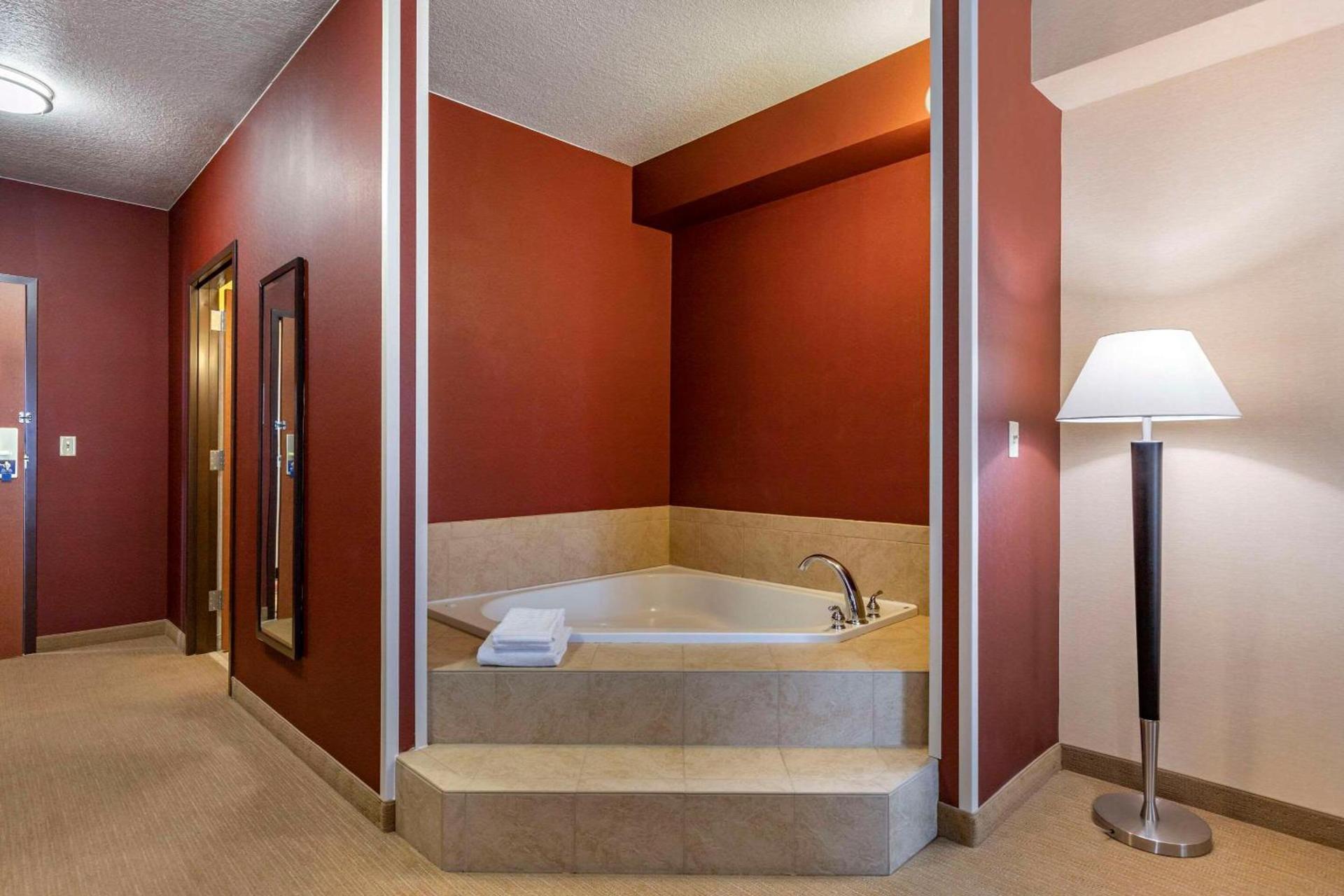 Comfort Inn & Suites Gateway to Glacier National Park photo 27