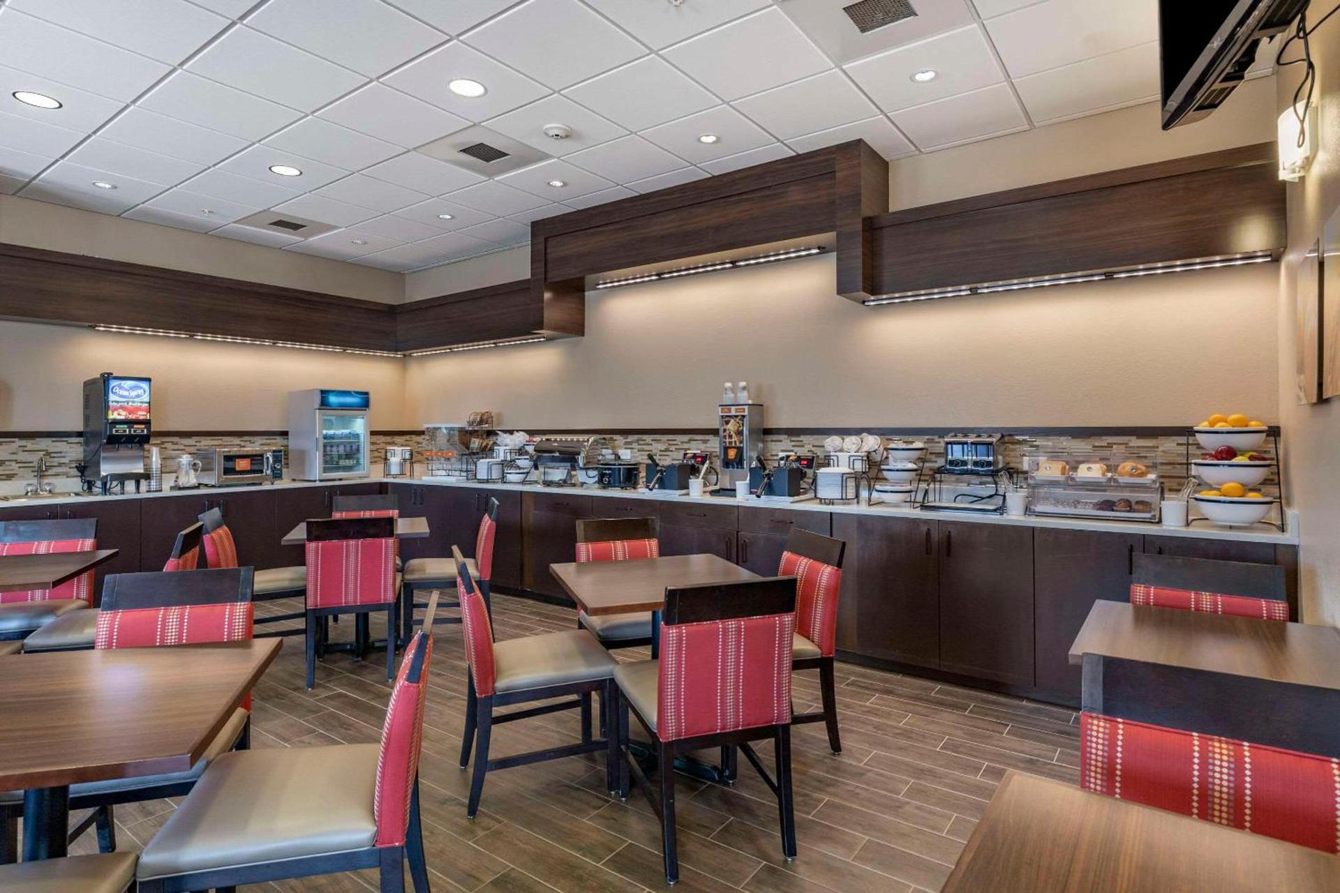 Comfort Inn & Suites Gateway to Glacier National Park photo 35