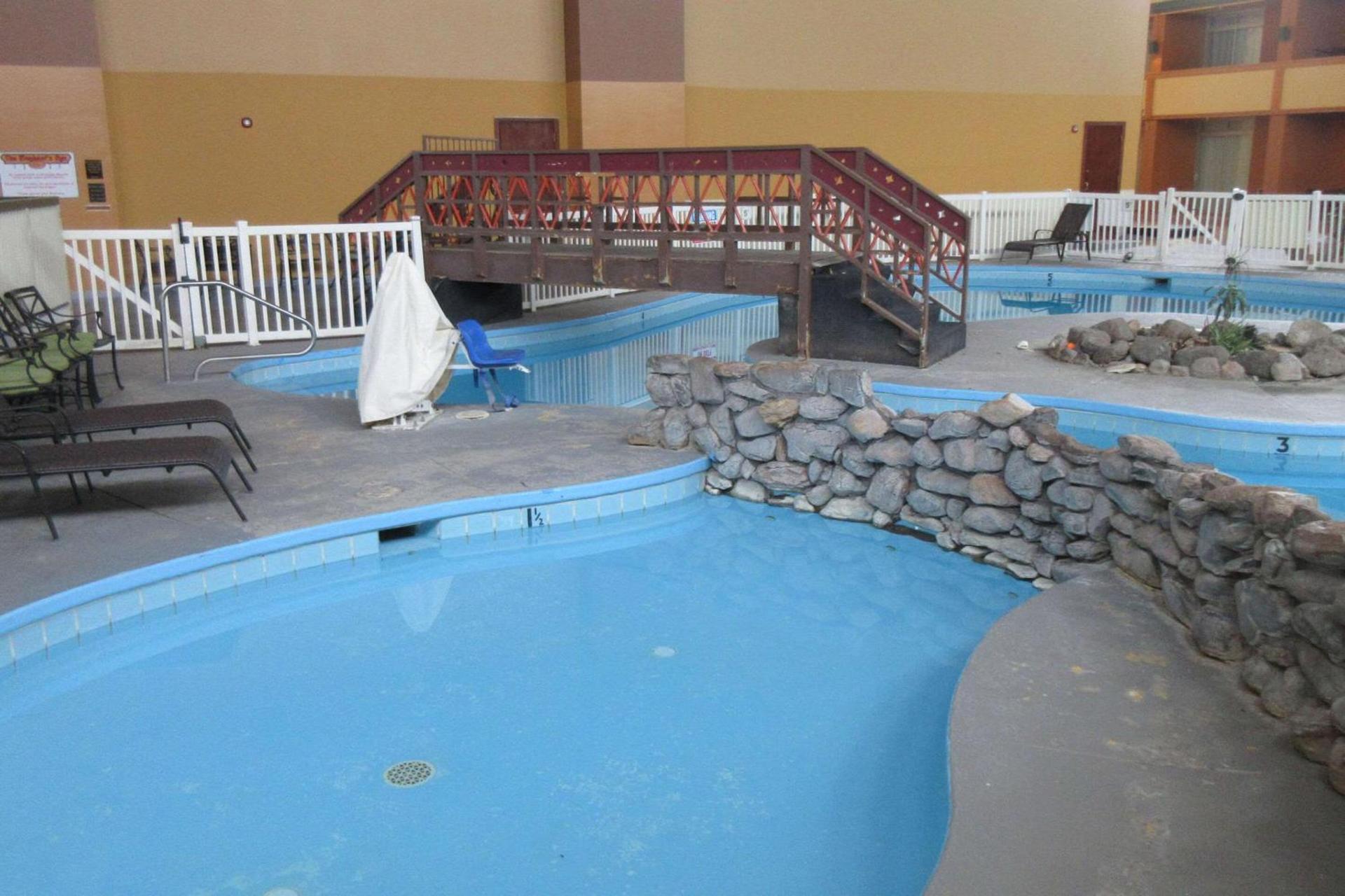 Suburban Studios, Kearney photo 7