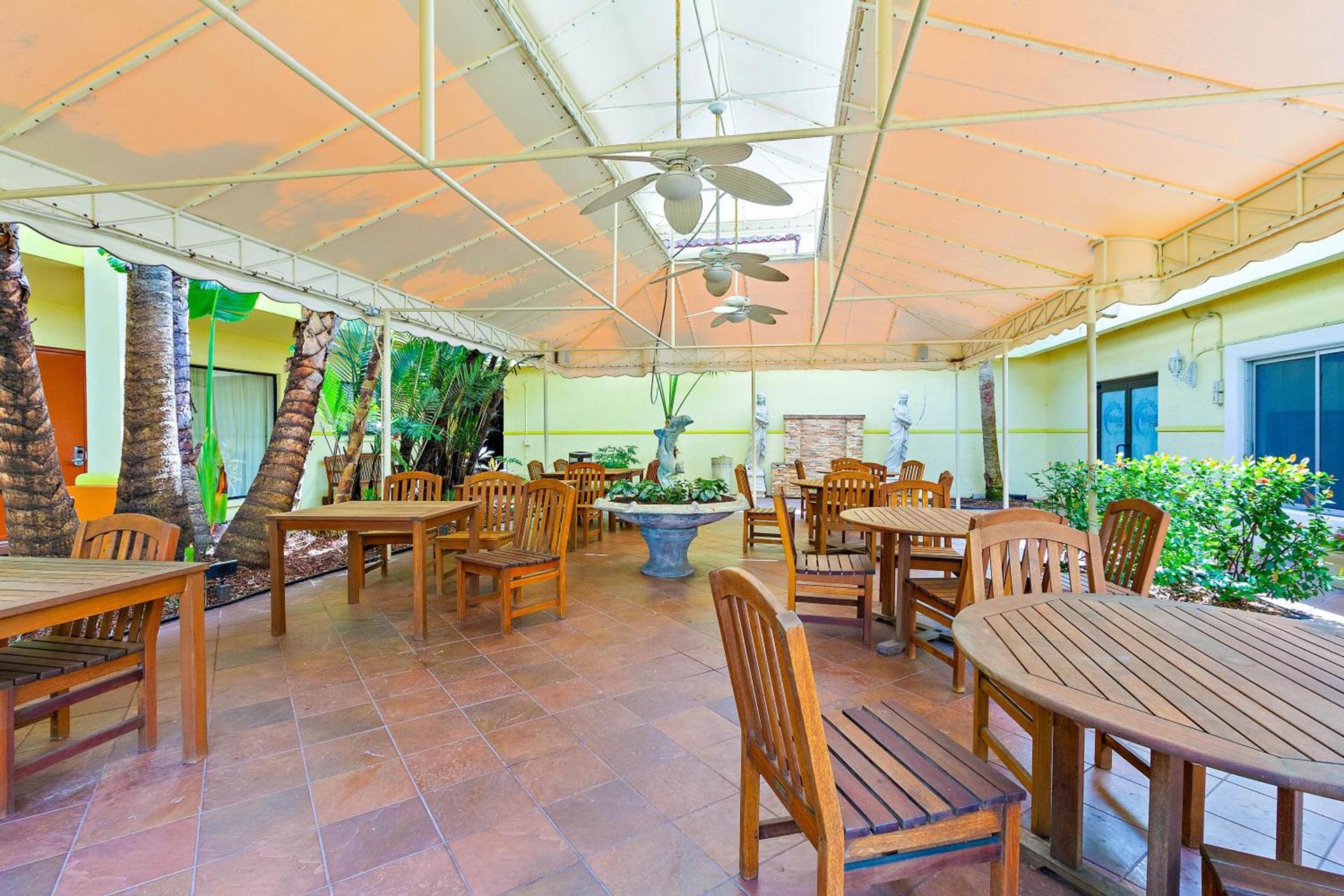 Oasis Boca Raton photo 35