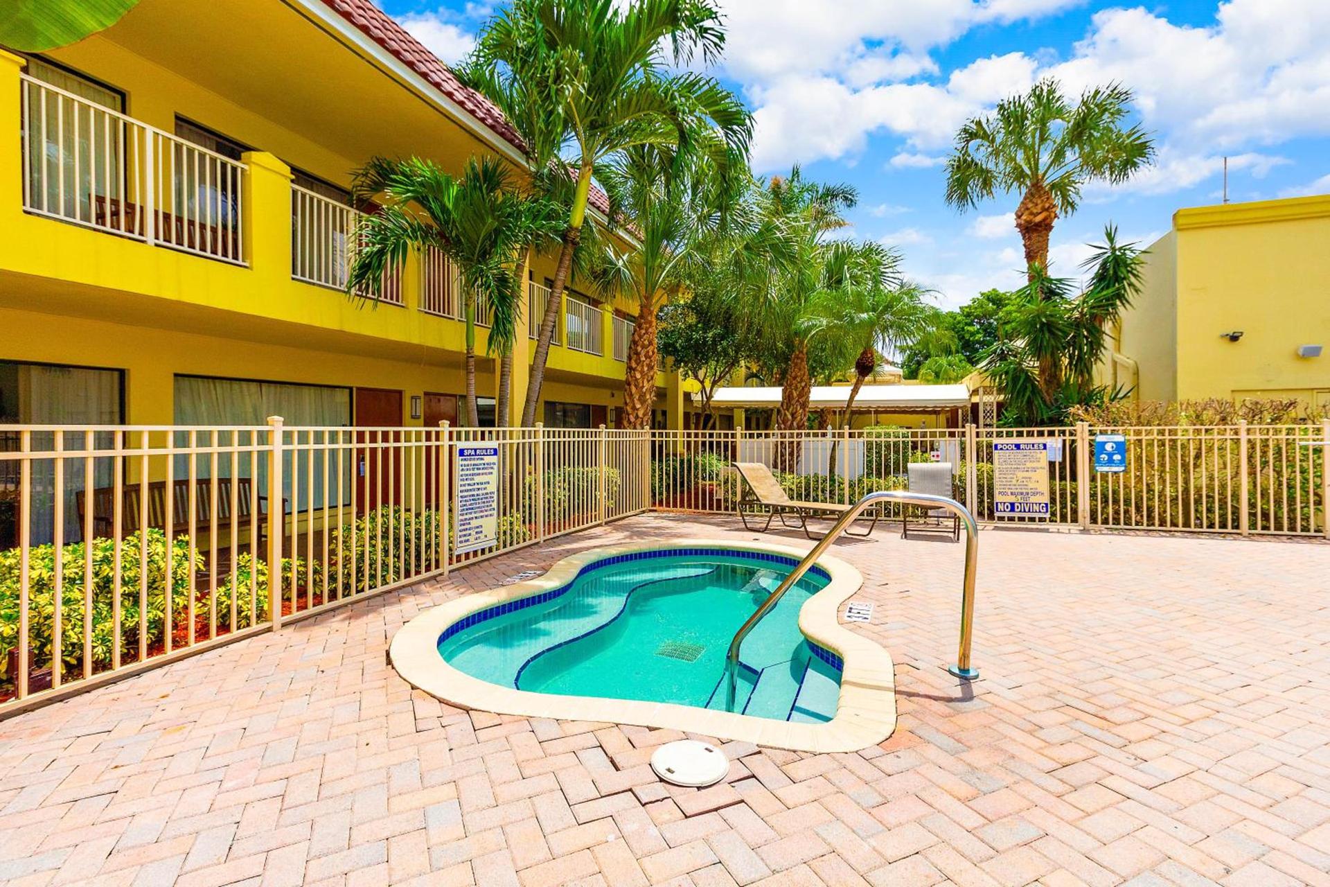 Oasis Boca Raton photo 39