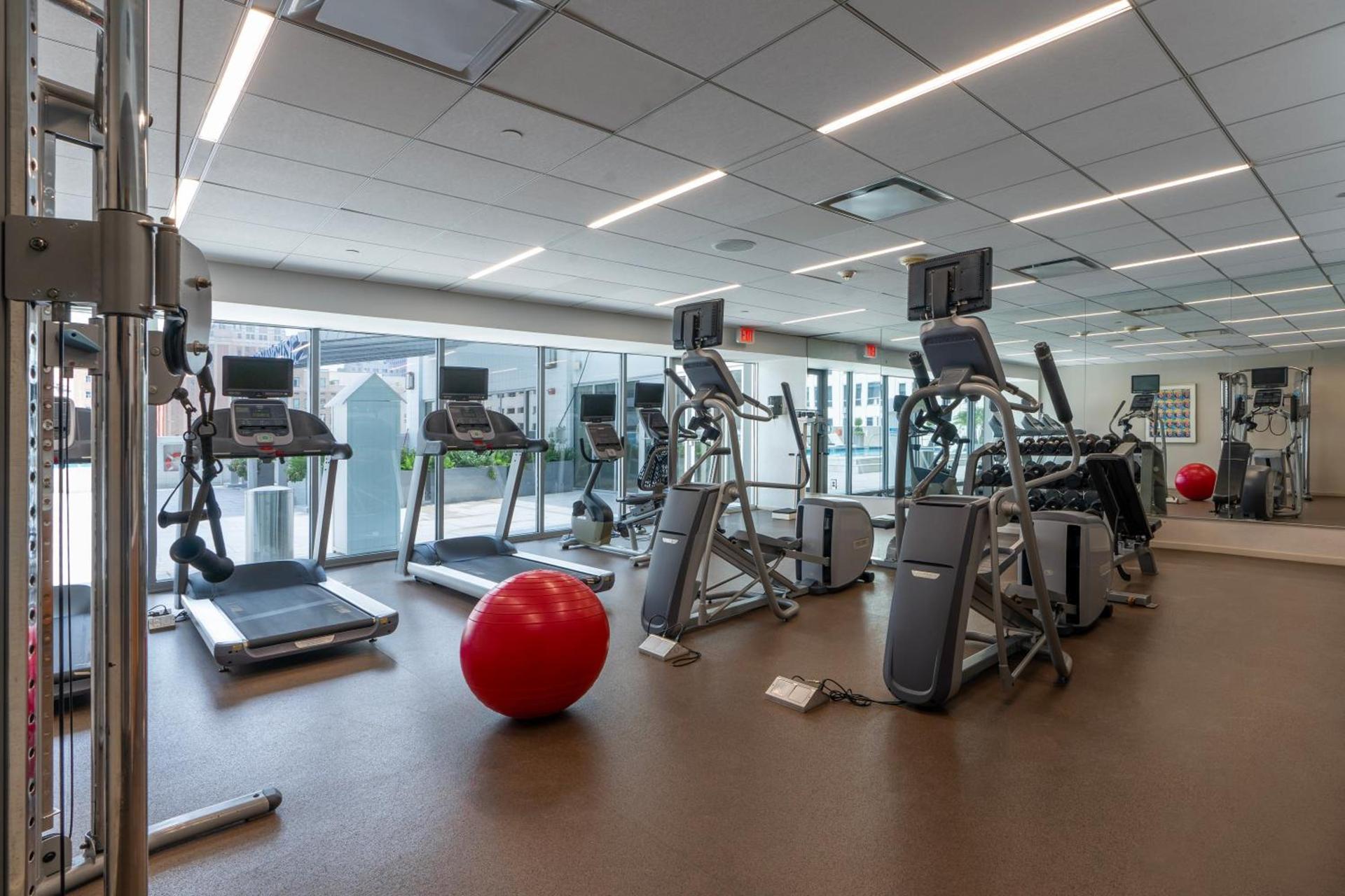 Holiday Inn New Orleans-Downtown Superdome by IHG photo 10