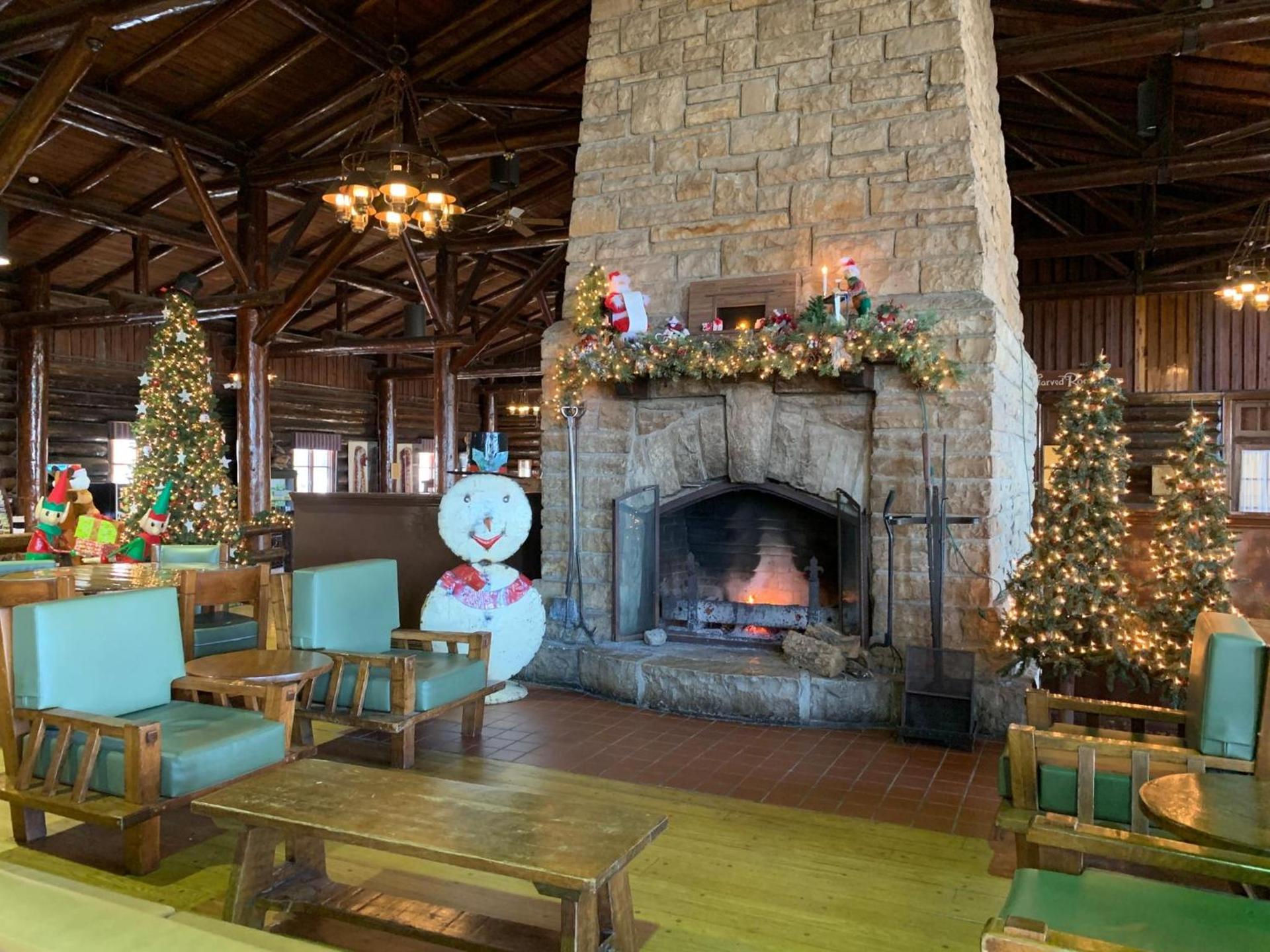 Starved Rock Lodge photo 6