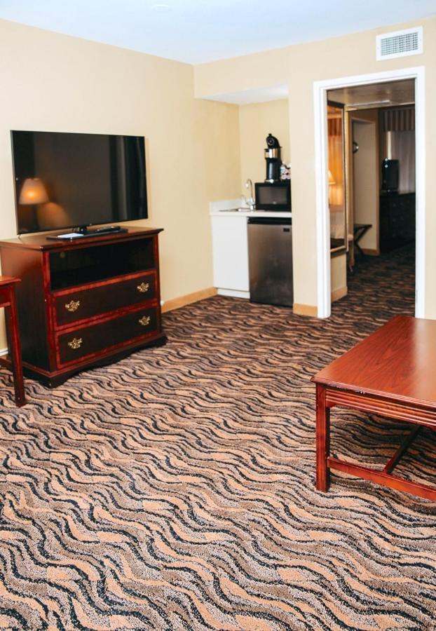 MCM Elegante Hotel & Suites Lubbock photo 39