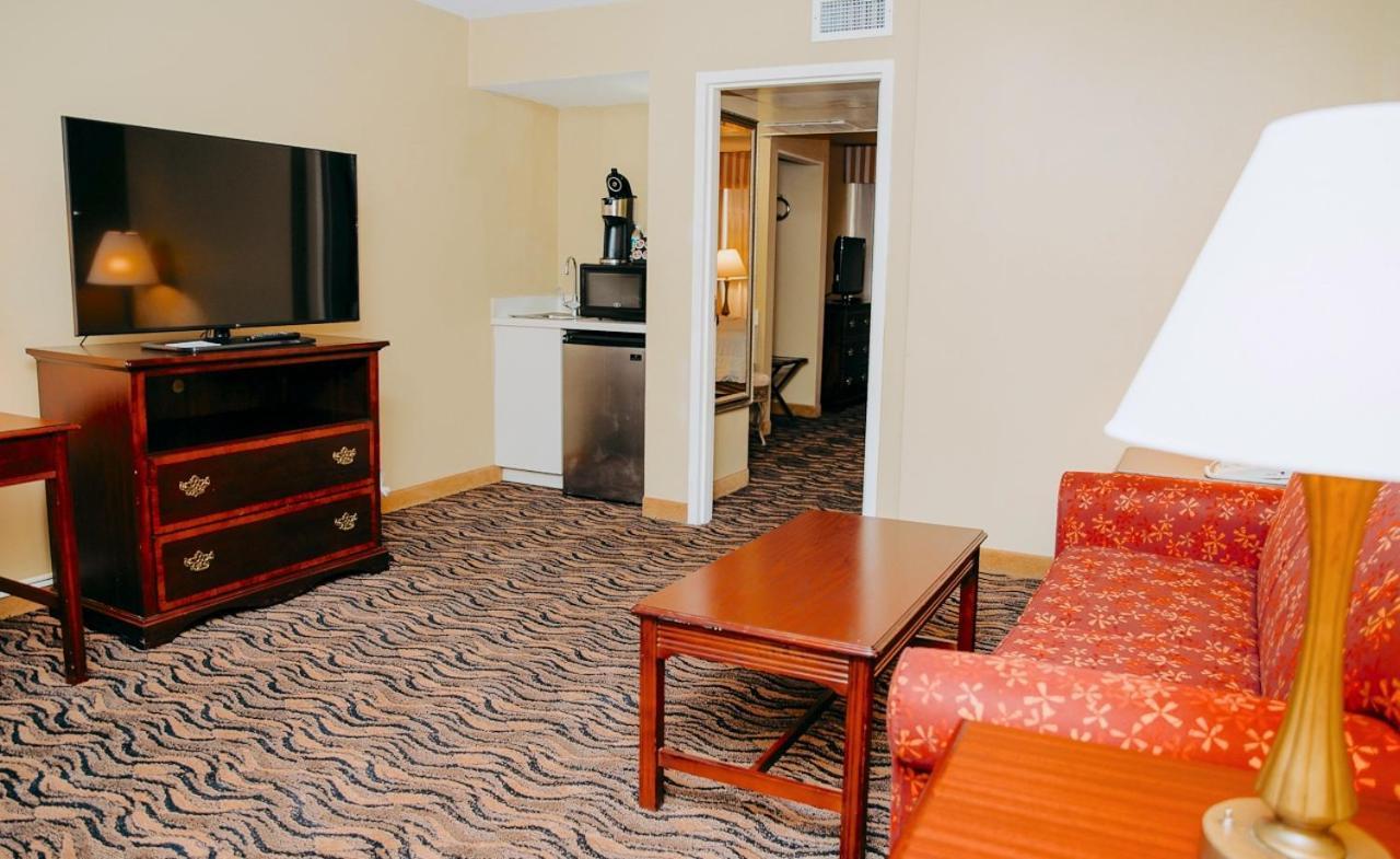 MCM Elegante Hotel & Suites Lubbock photo 40