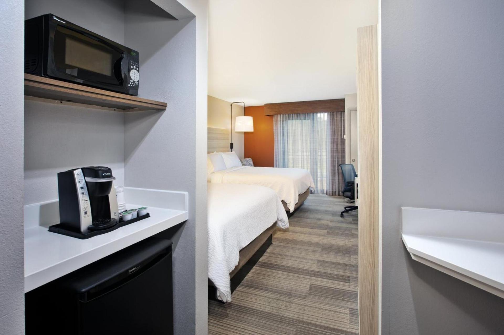 Holiday Inn Express Hotel & Suites Athens by IHG photo 32