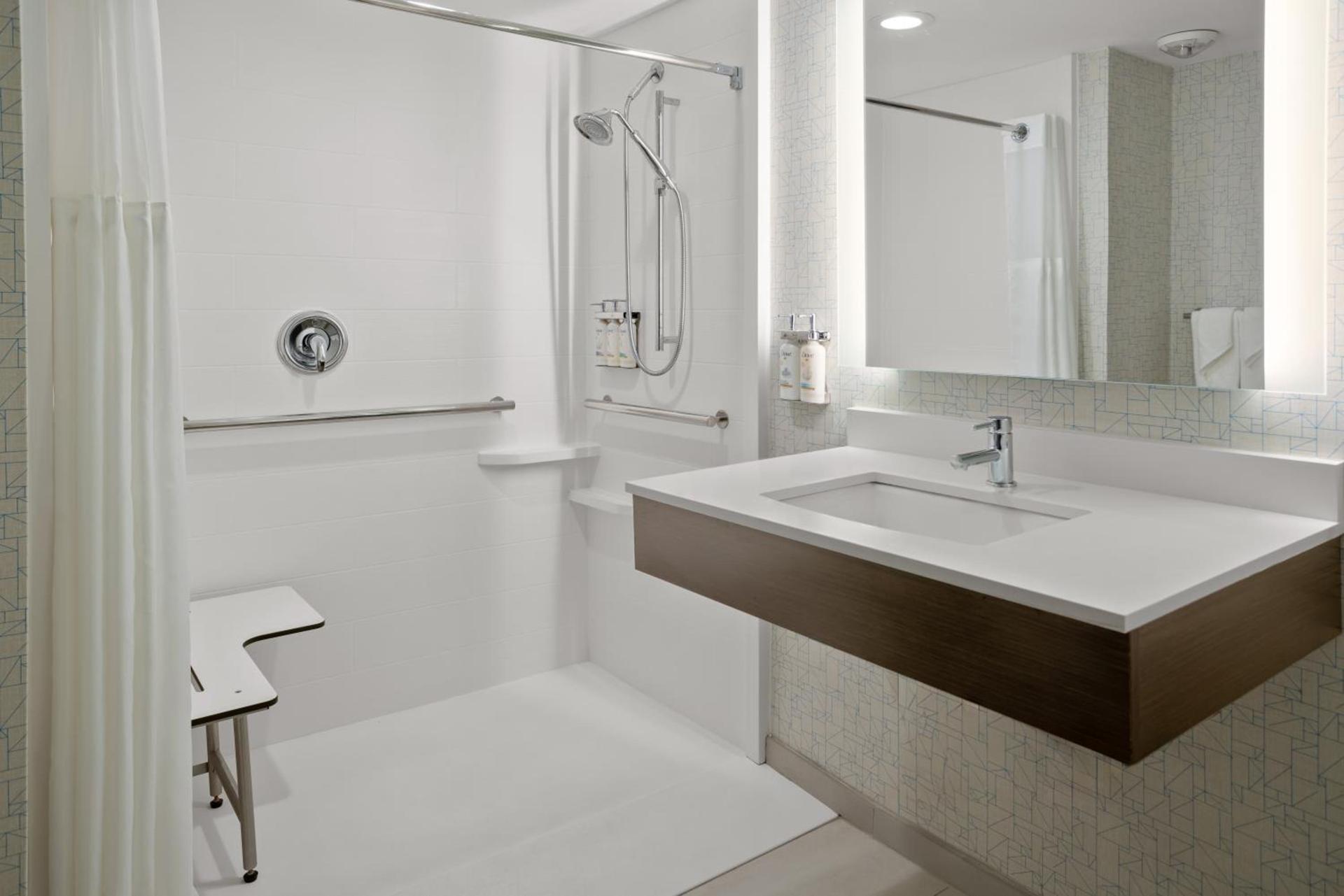 Holiday Inn Express Stony Brook-Long Island by IHG photo 43