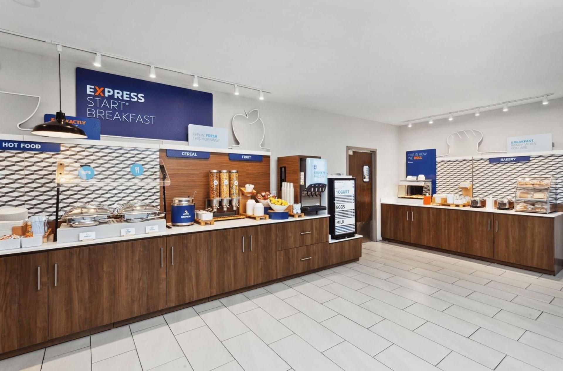 Holiday Inn Express Fremont by IHG photo 30