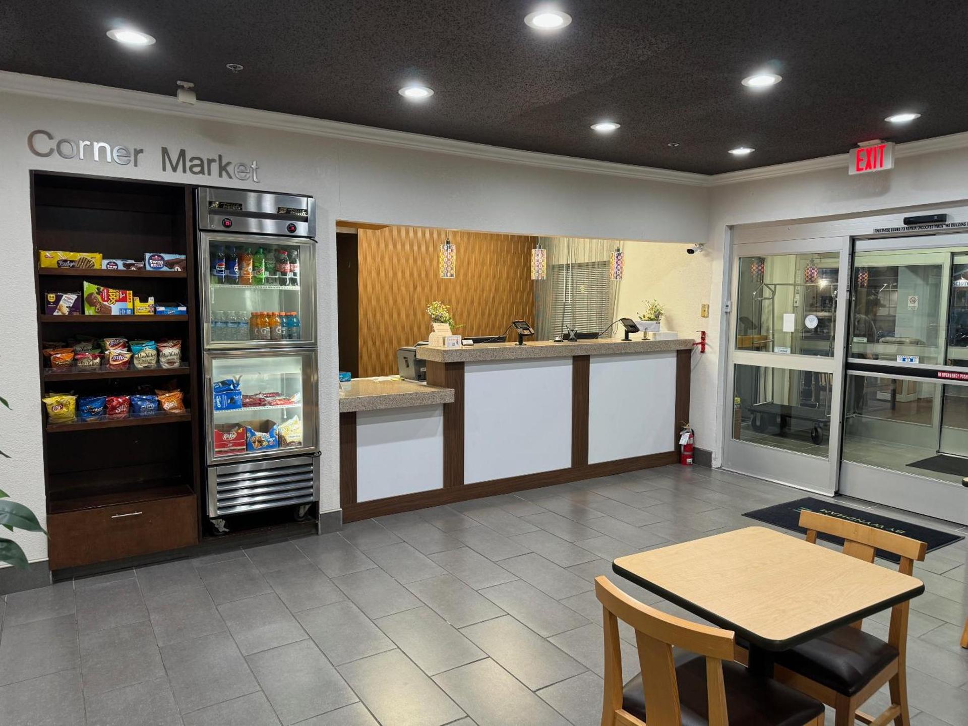 Wingate by Wyndham Marion photo 16