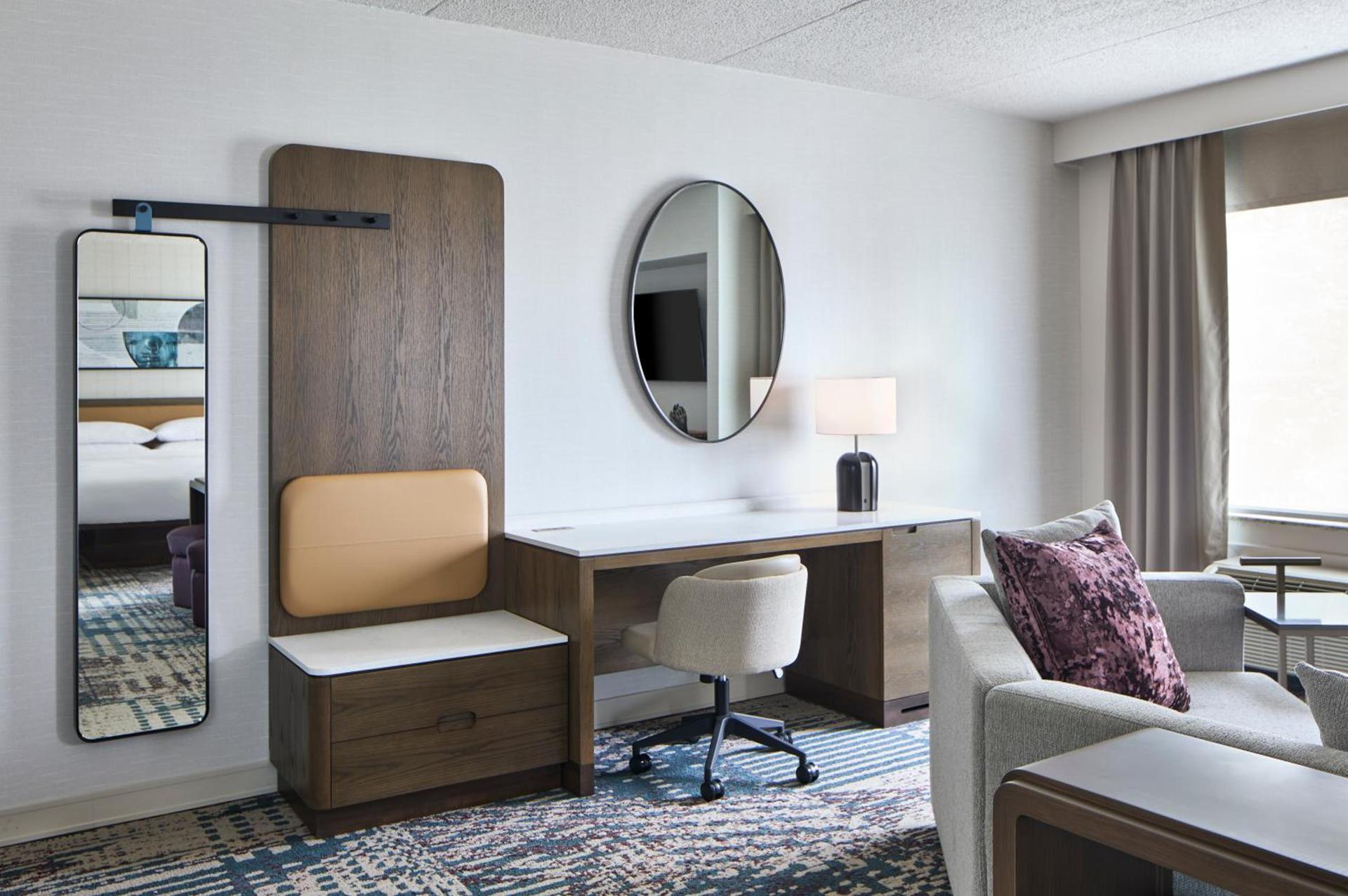 Delta Hotels by Marriott Toledo photo 7