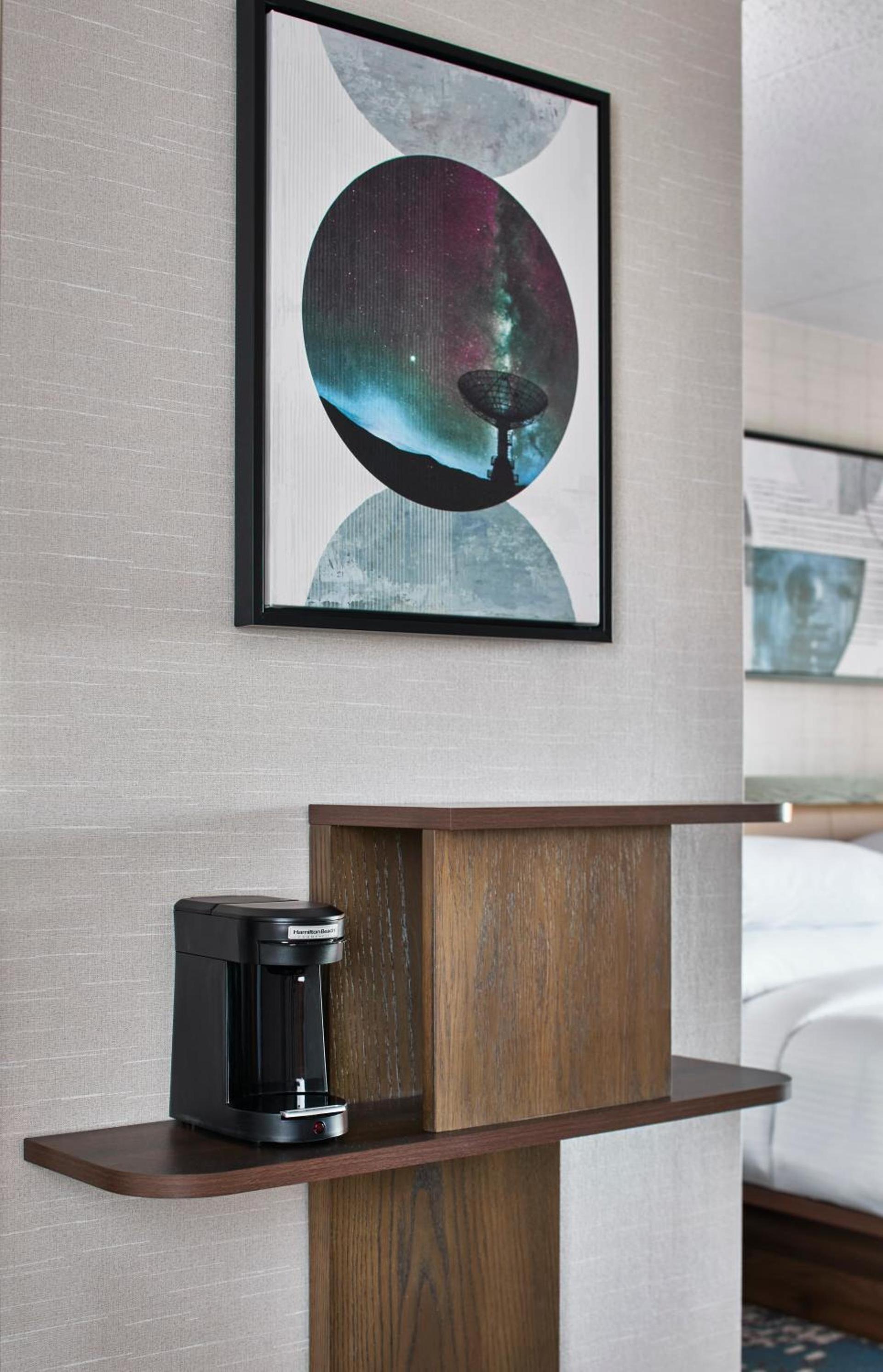 Delta Hotels by Marriott Toledo photo 8