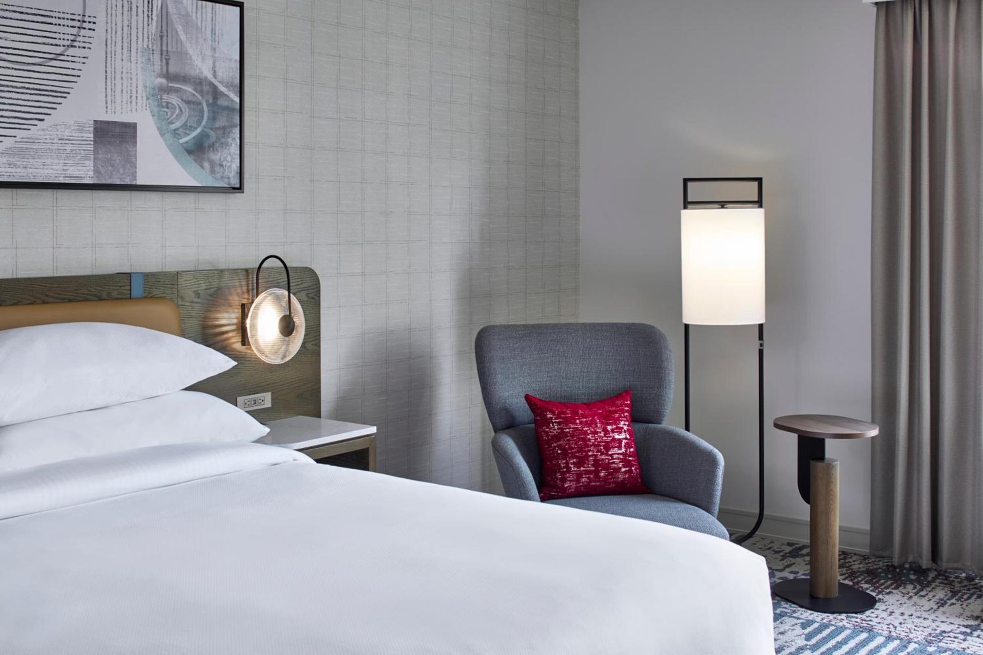 Delta Hotels by Marriott Toledo photo 10