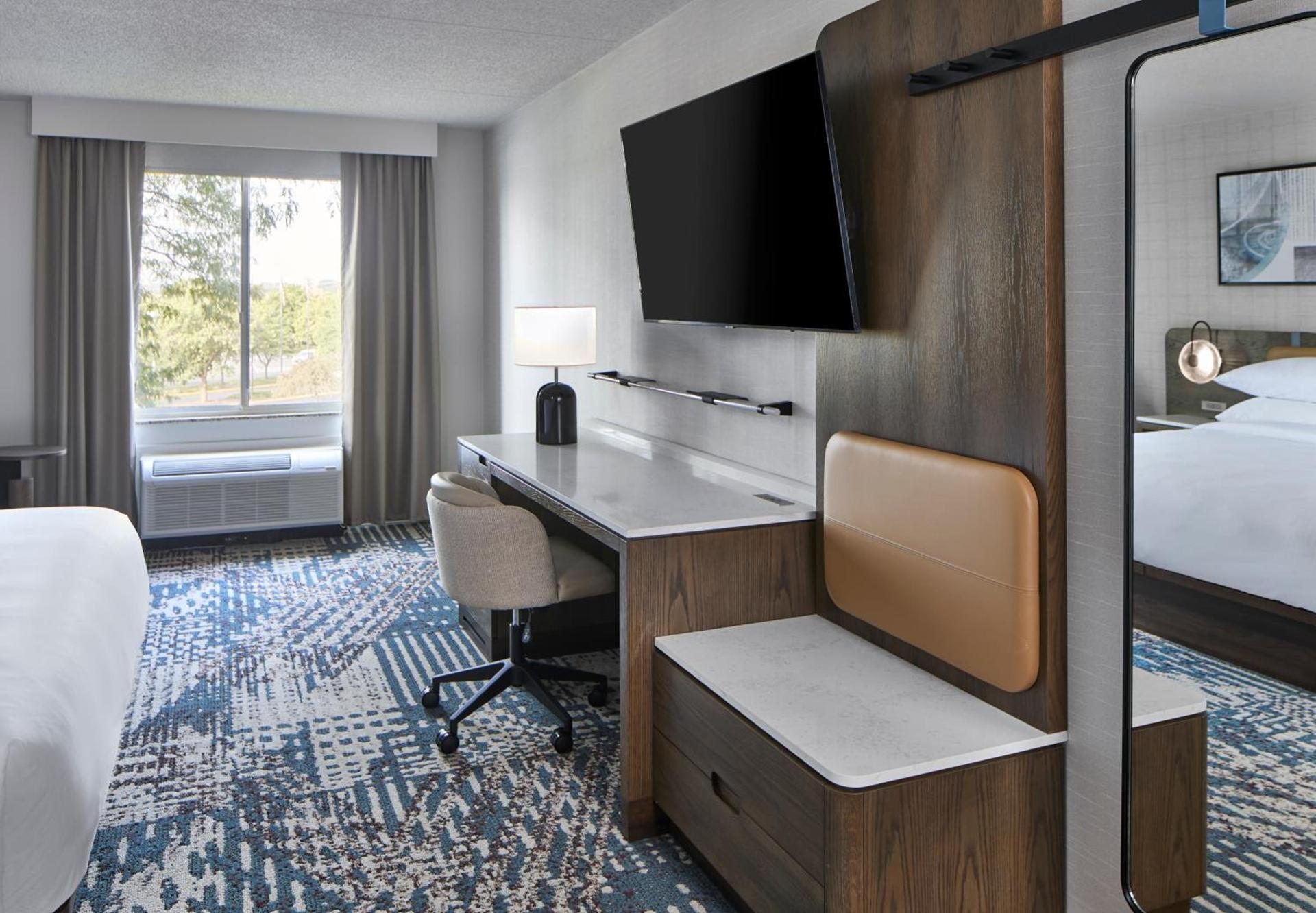 Delta Hotels by Marriott Toledo photo 17