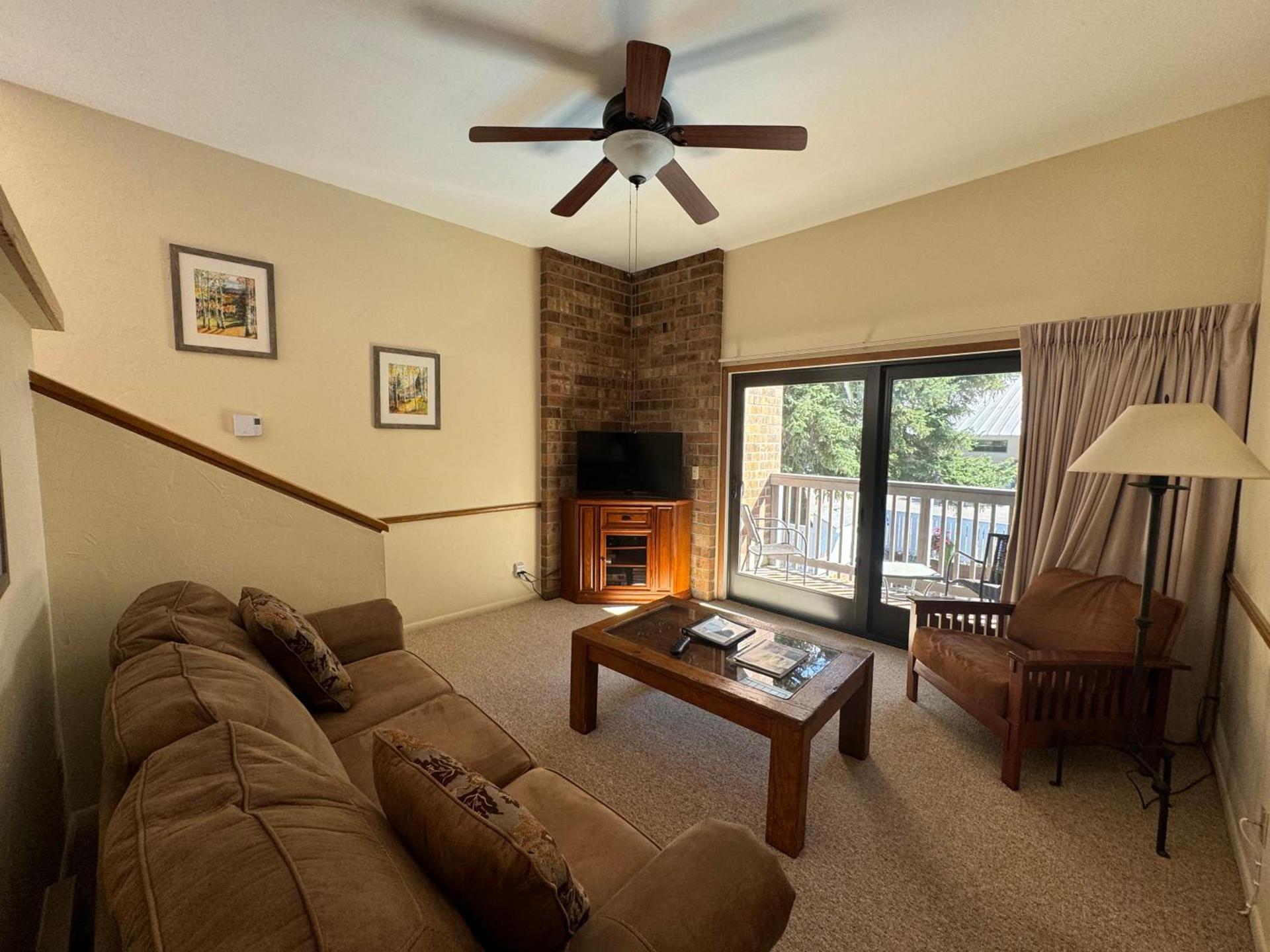 Shadow Mountain Lodge photo 22