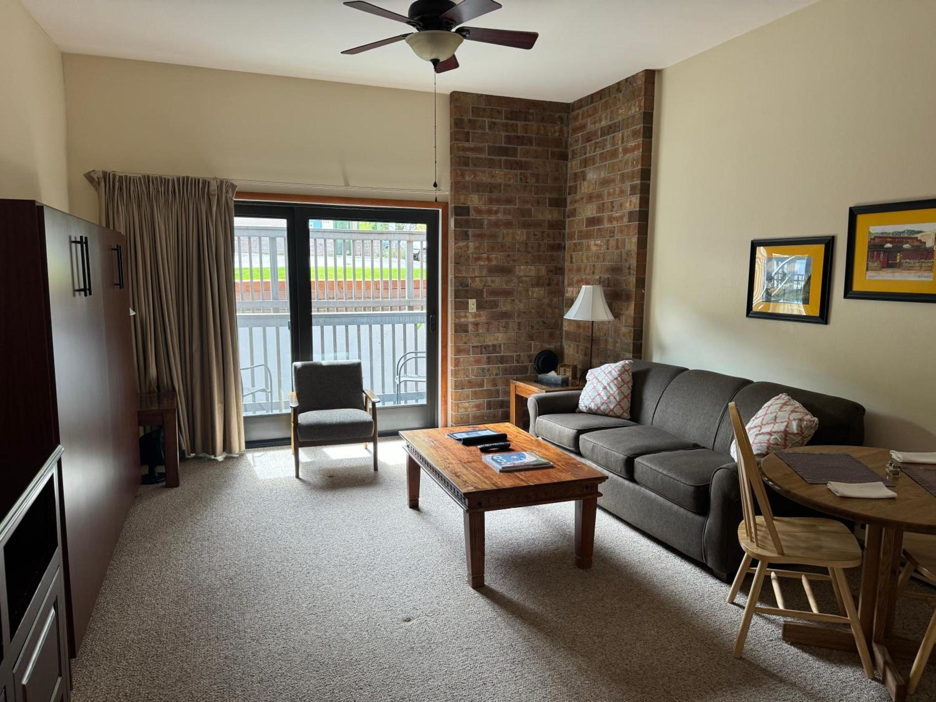 Shadow Mountain Lodge photo 32
