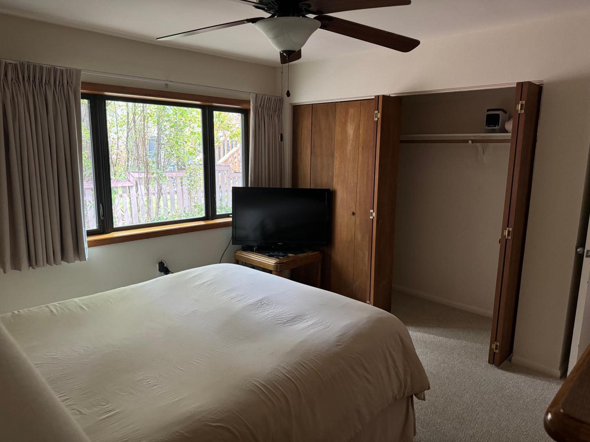 Shadow Mountain Lodge photo 63