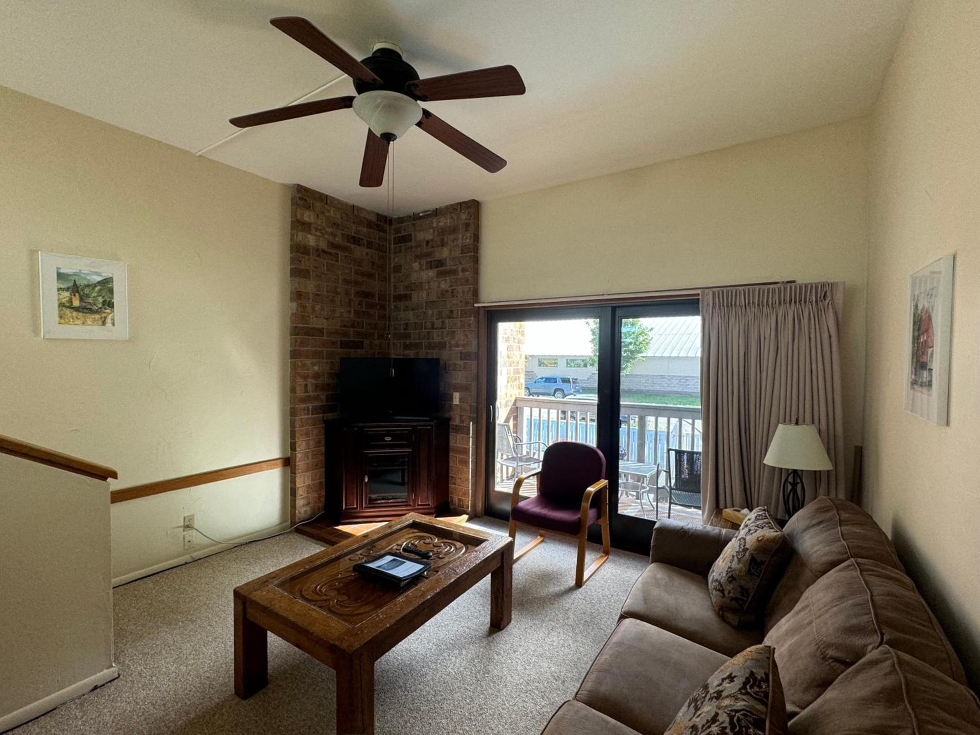 Shadow Mountain Lodge photo 75