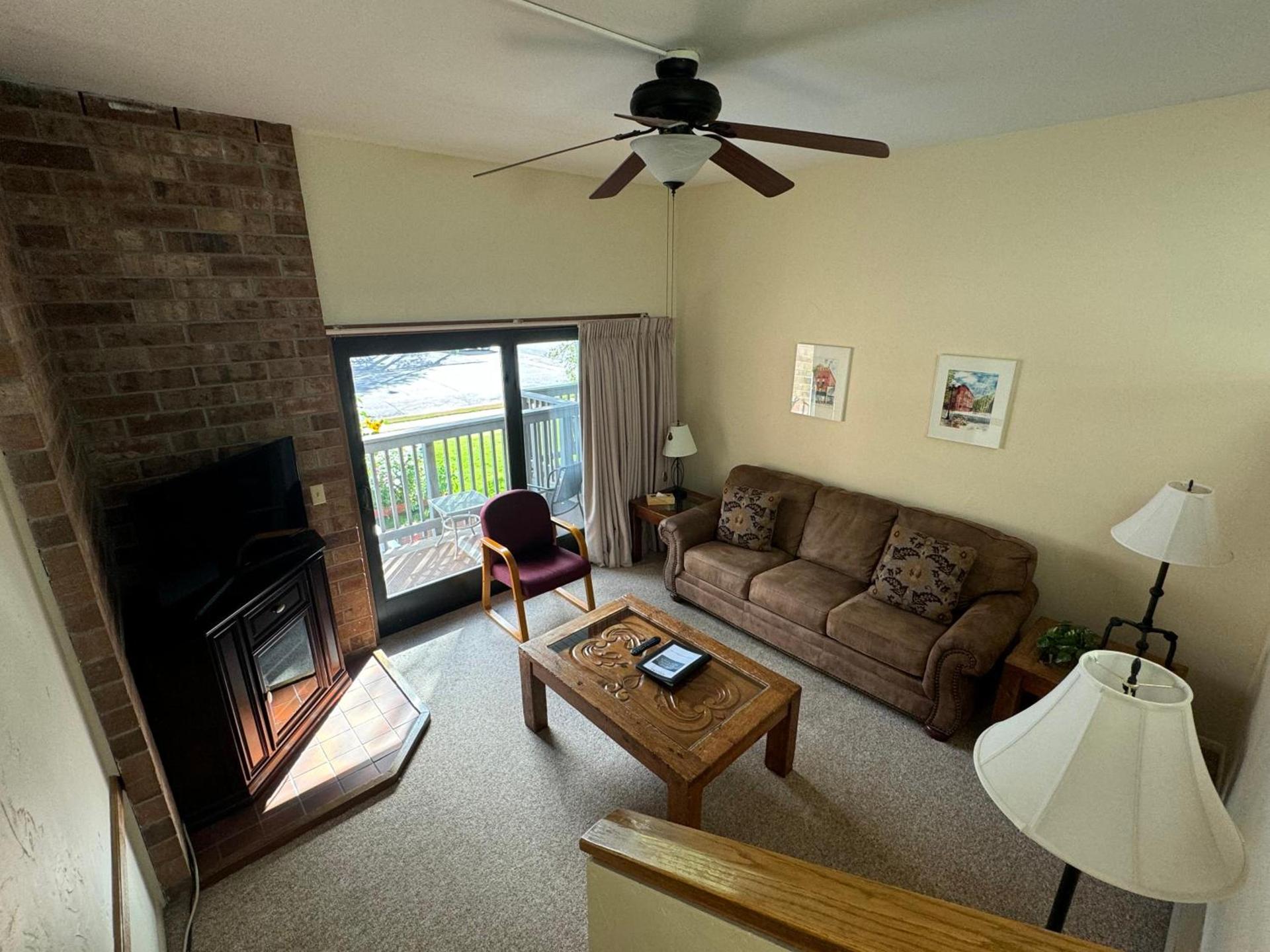 Shadow Mountain Lodge photo 79