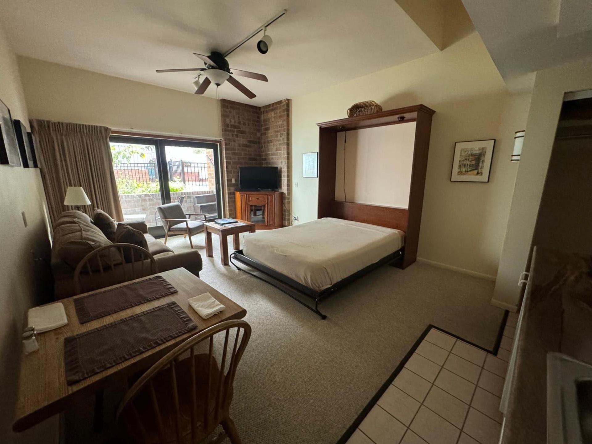 Shadow Mountain Lodge photo 90