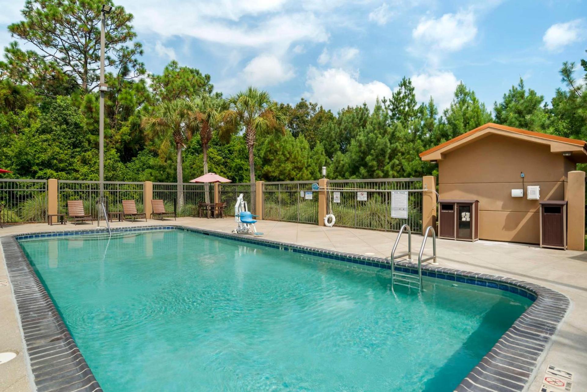 Best Western Plus Daphne photo 2