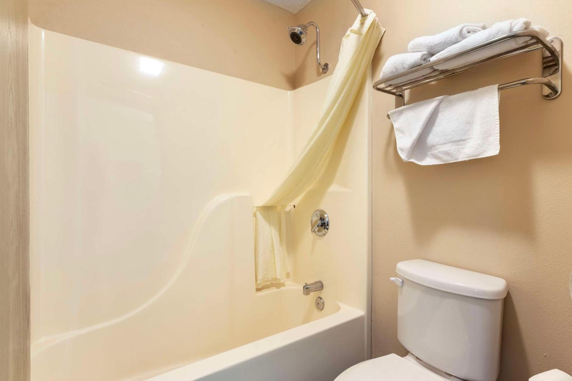 Best Western Van Buren Inn photo 21