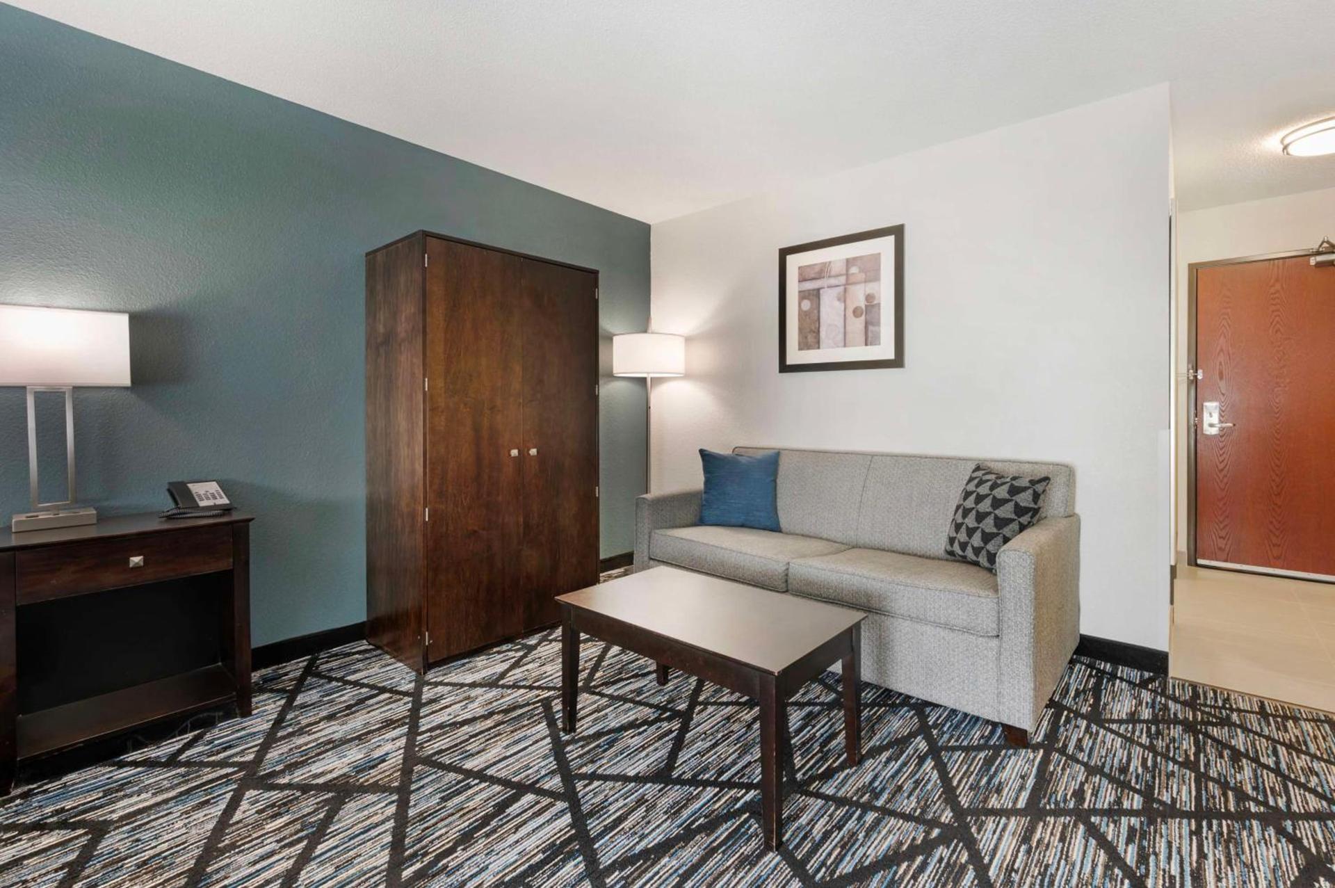 Best Western Plus Anderson photo 21