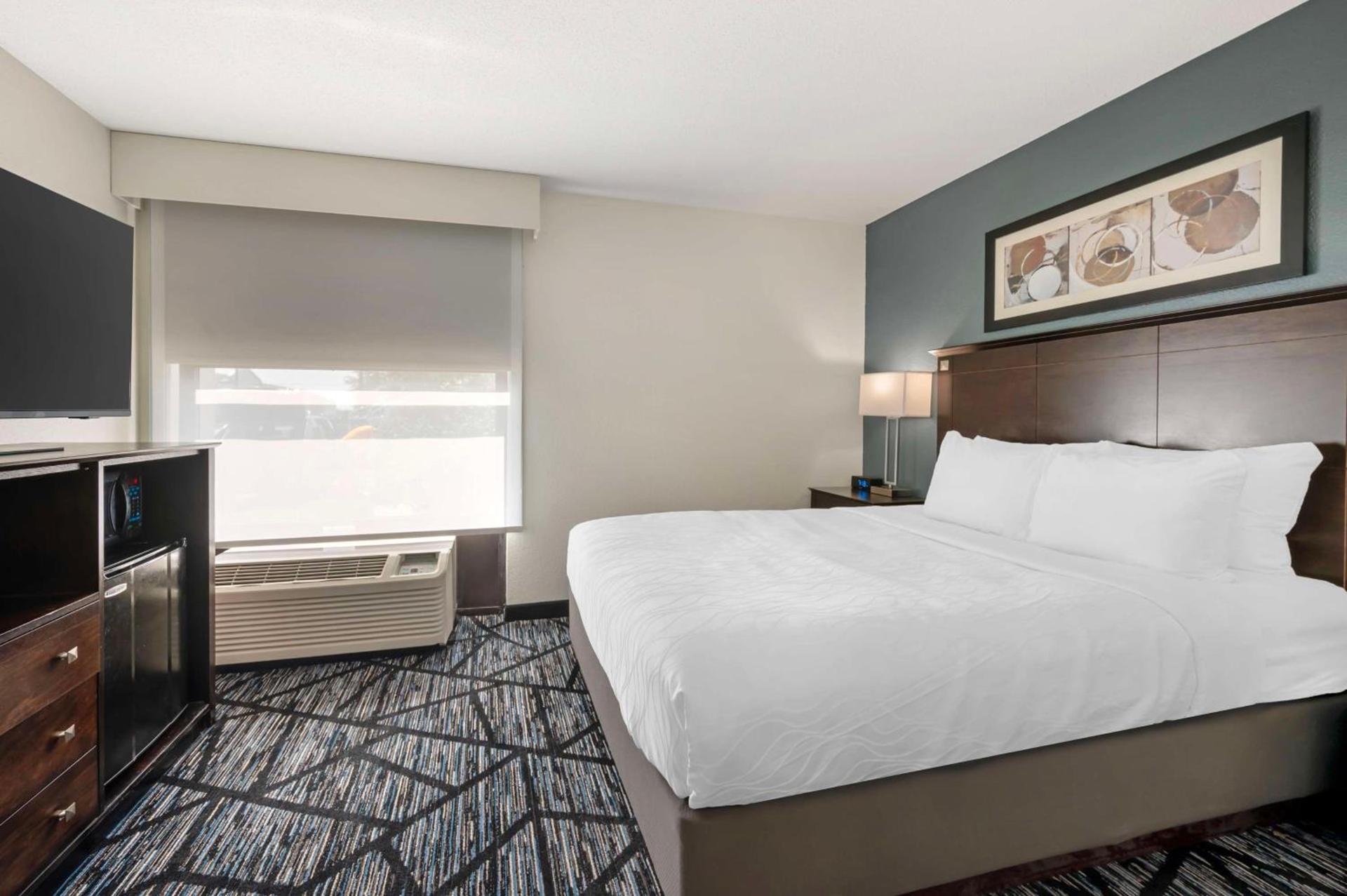 Best Western Plus Anderson photo 33