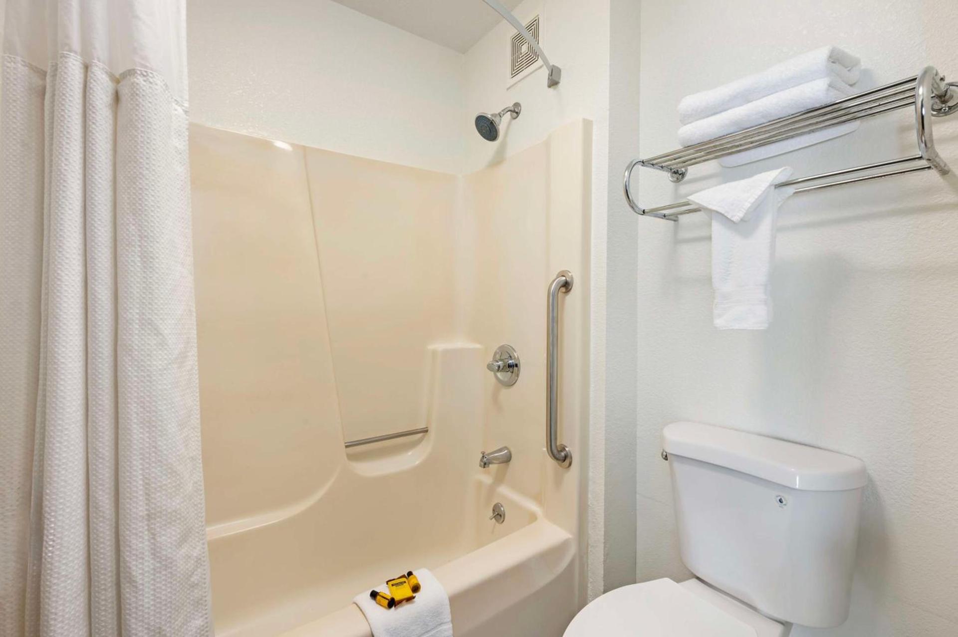 Best Western Plus Anderson photo 37