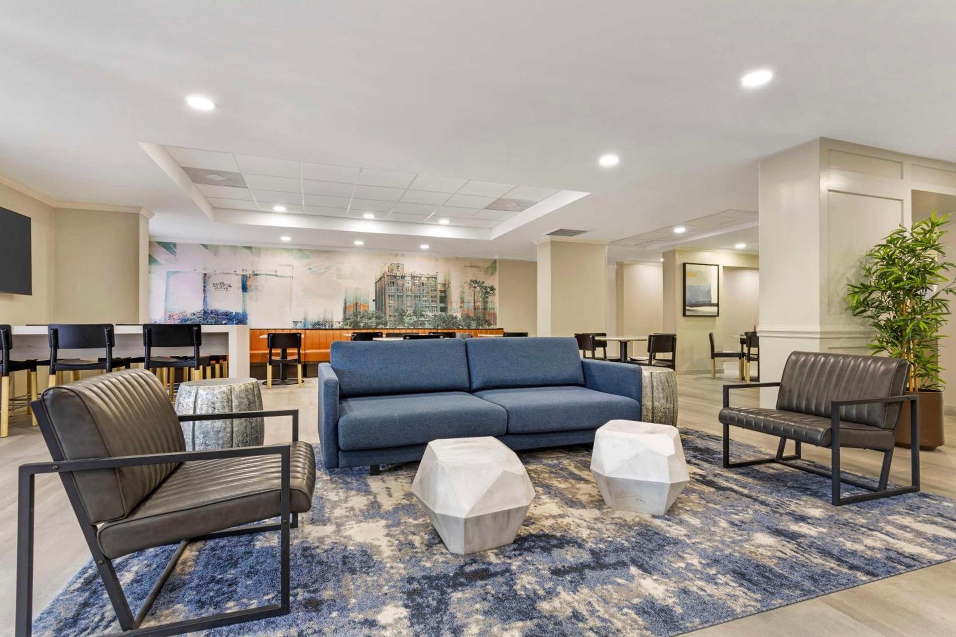 Best Western Plus Sugar Land-Stafford photo 2