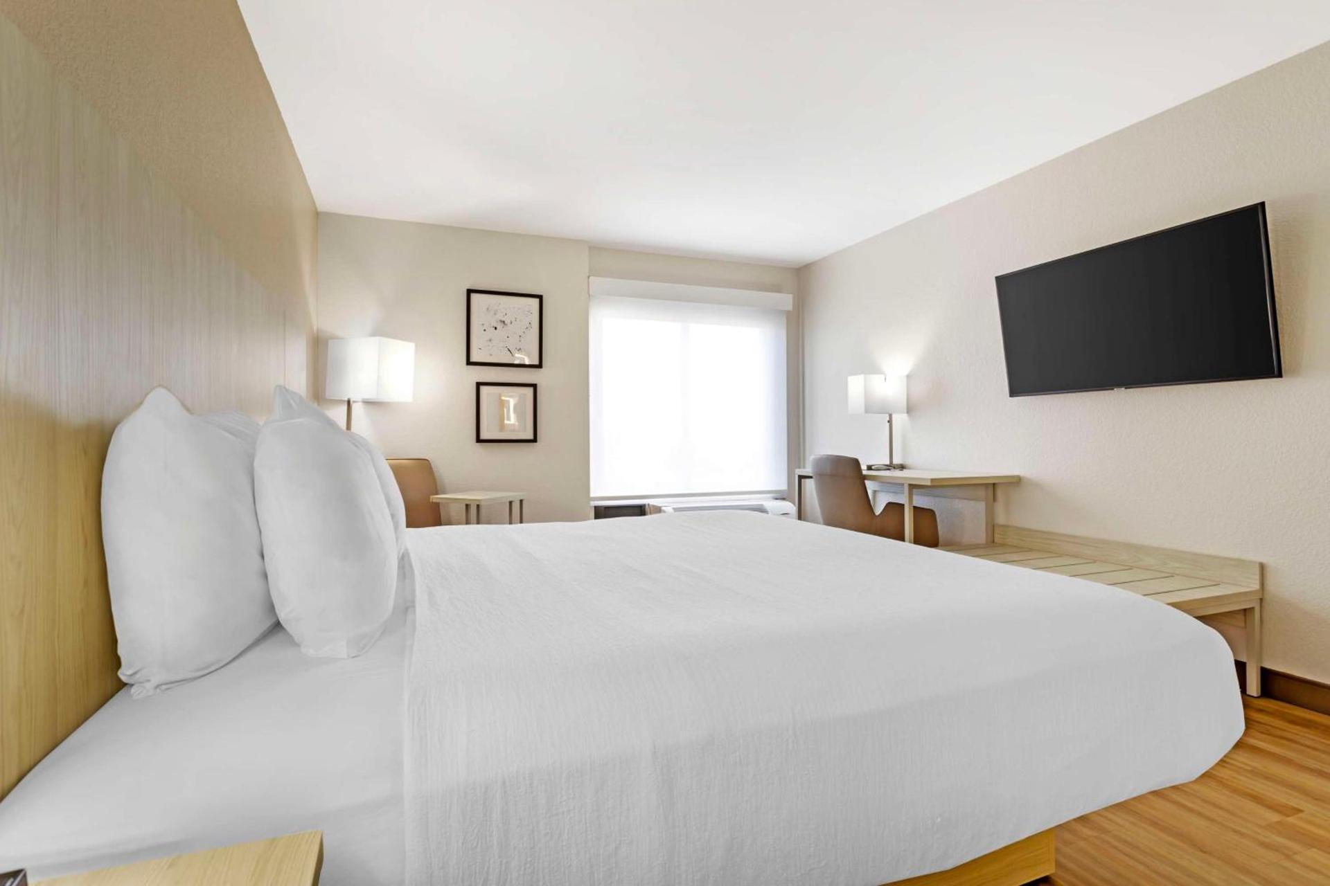 Best Western Plus Sugar Land-Stafford photo 26