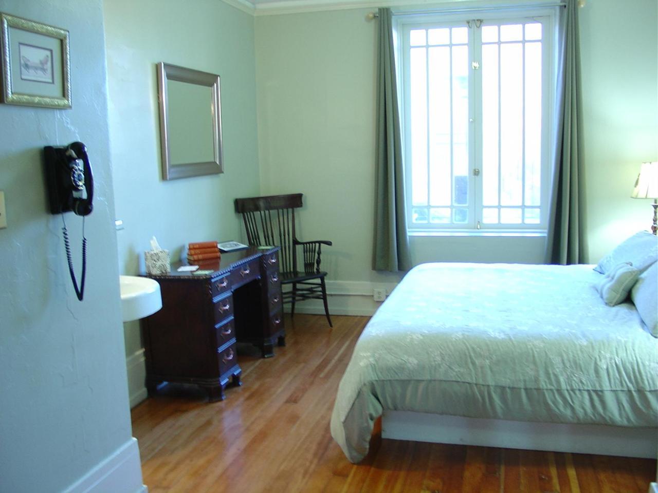 The Peak at Centralia Square - Self Check-In Hotel photo 29