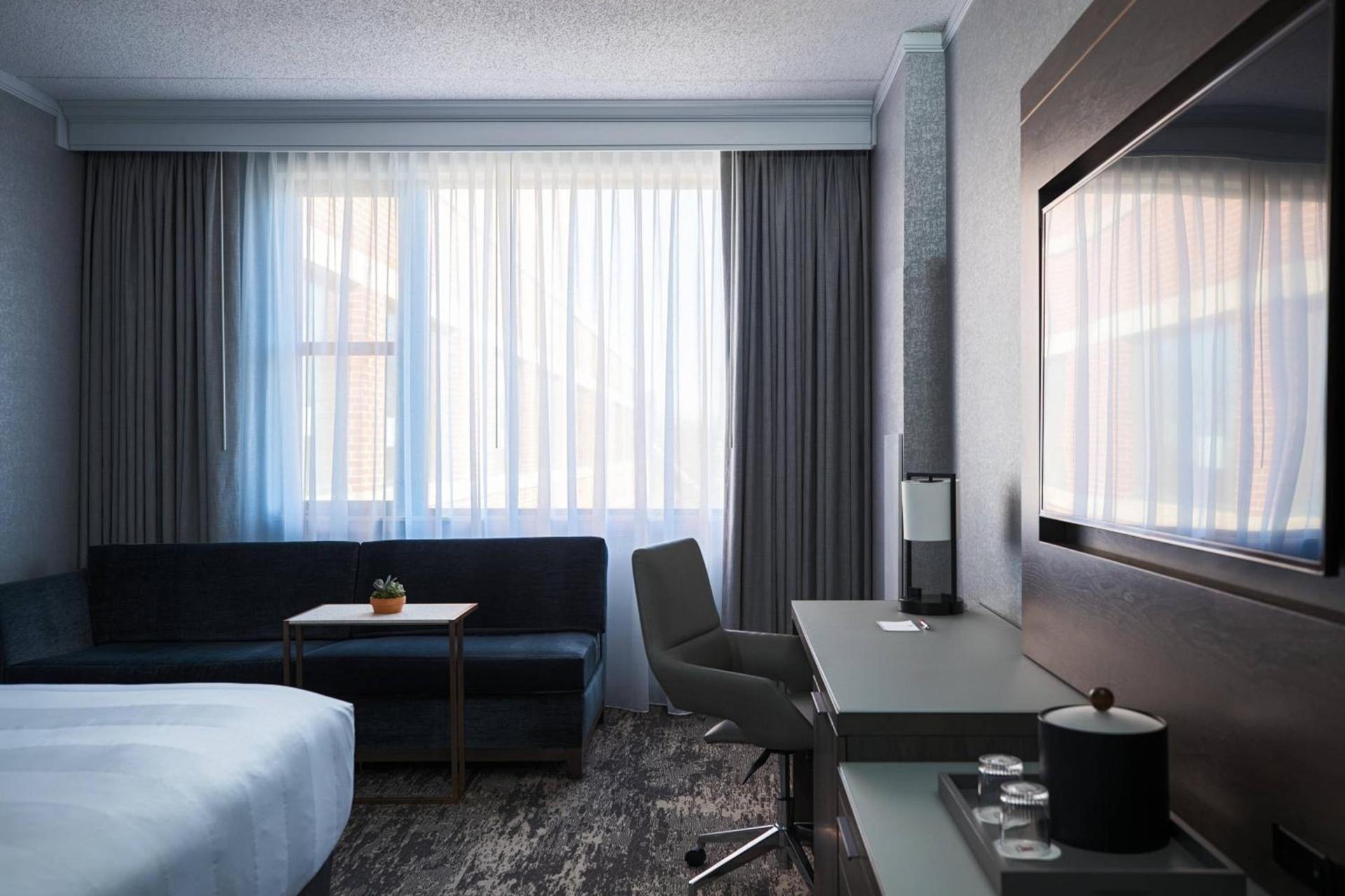 Courtyard by Marriott Chicago at Medical District-UIC photo 14