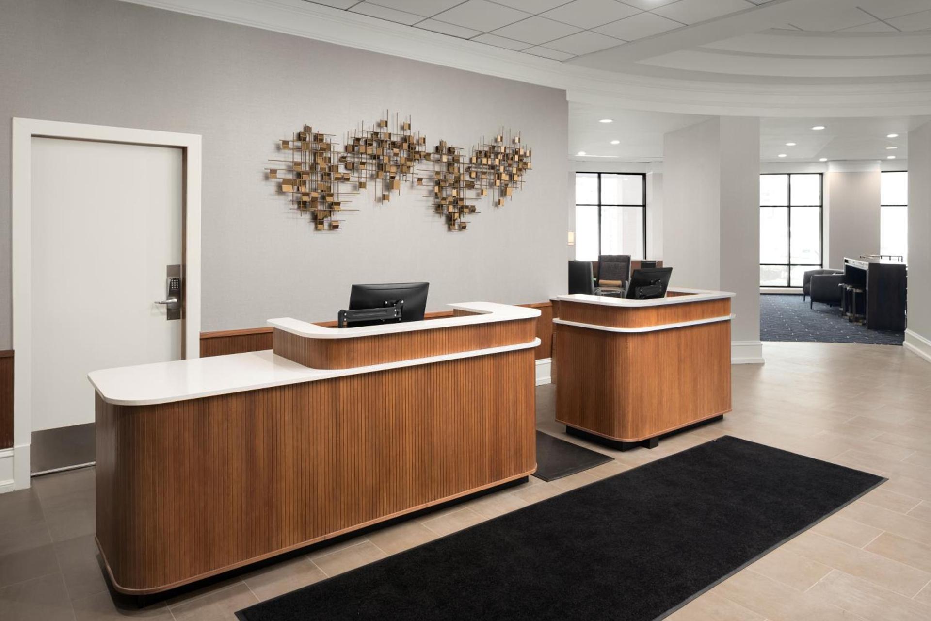 Courtyard by Marriott Chicago at Medical District-UIC photo 40