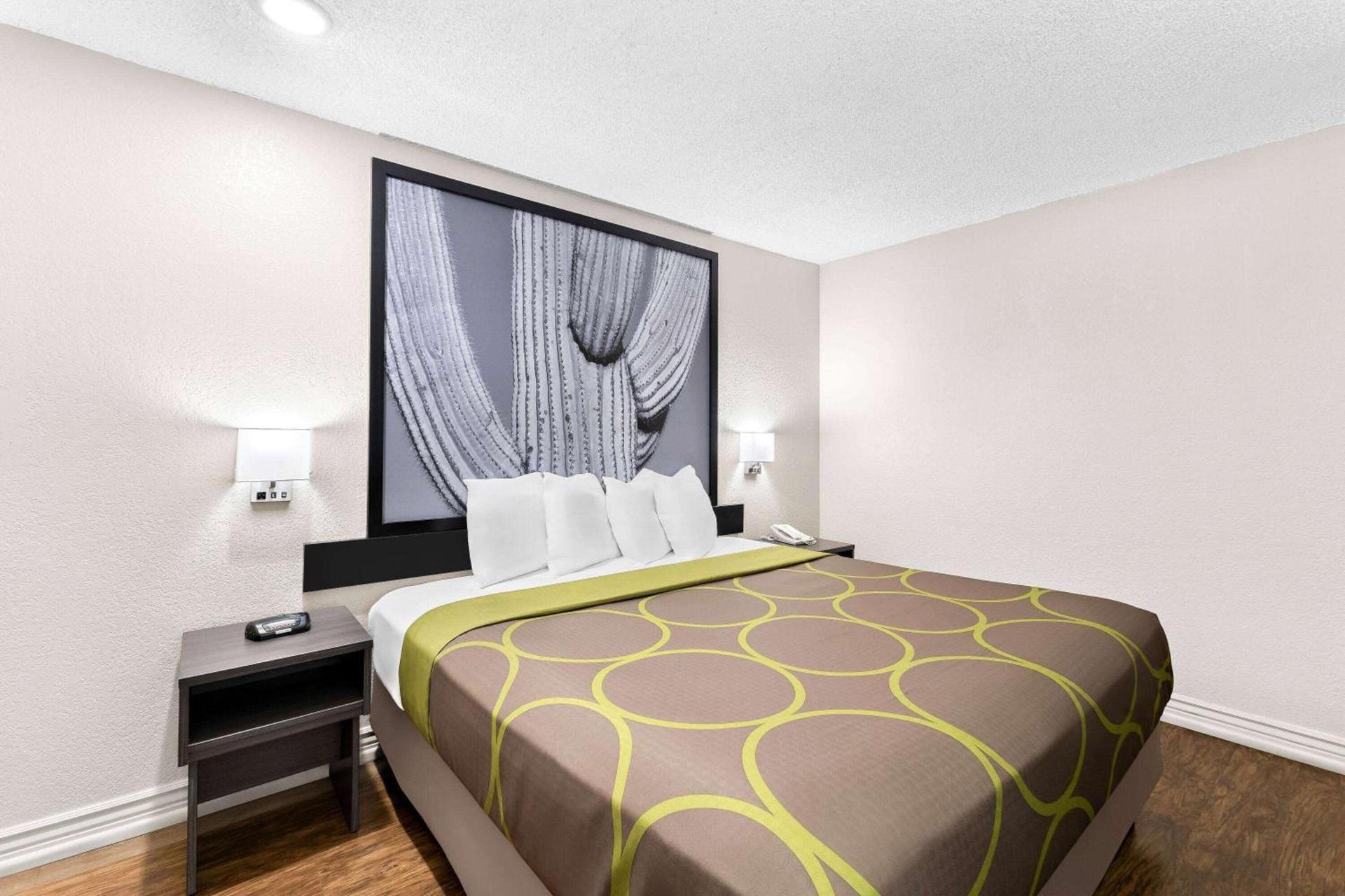Super 8 by Wyndham Goodyear/Phoenix Area photo 22