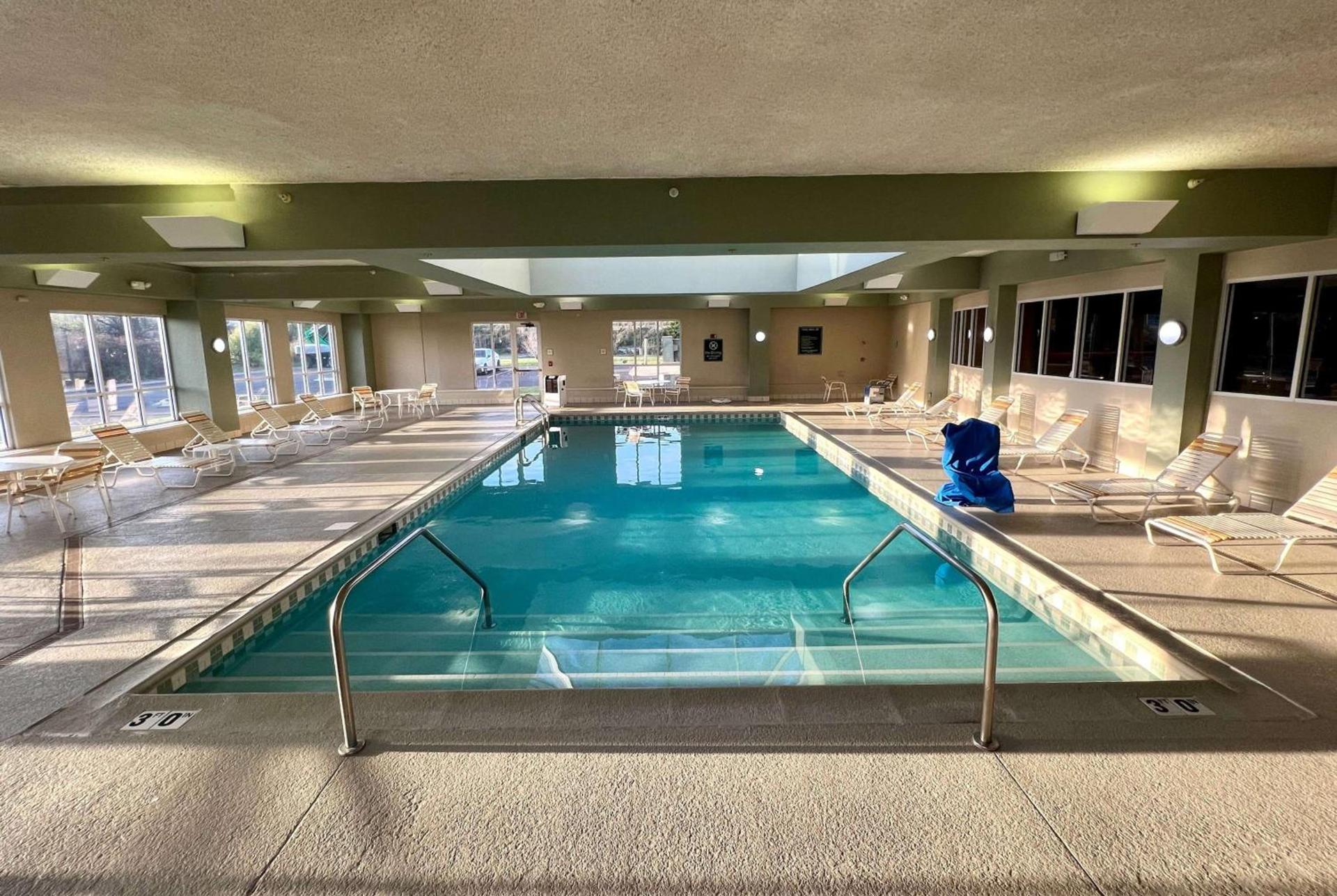 La Quinta by Wyndham Bannockburn-Deerfield photo 21