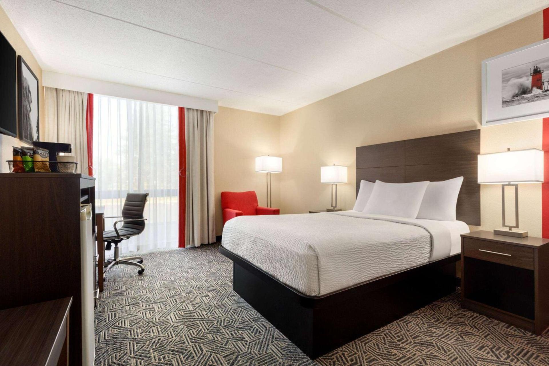 Ramada by Wyndham Alpena photo 13