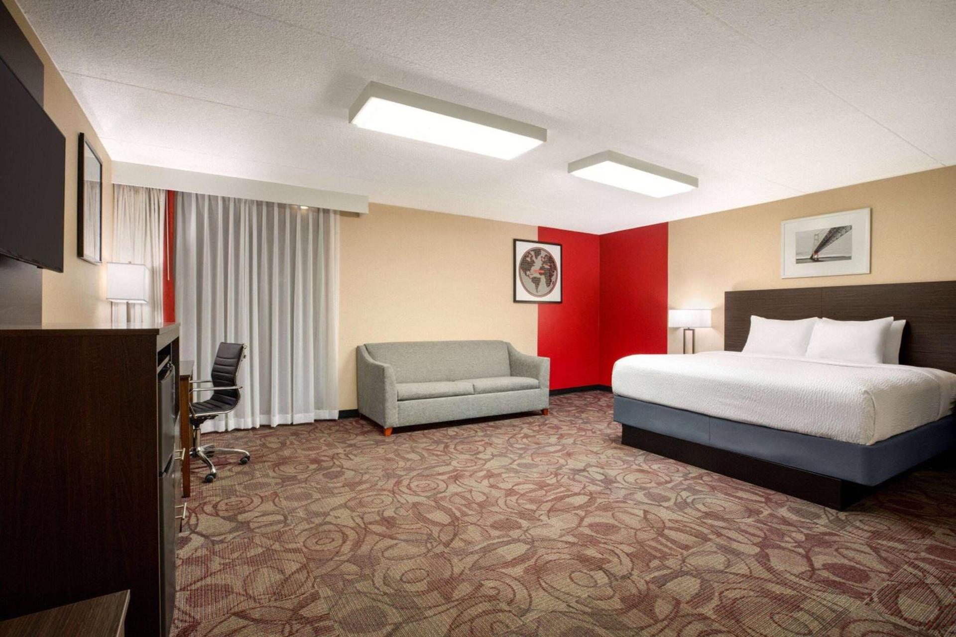 Ramada by Wyndham Alpena photo 23