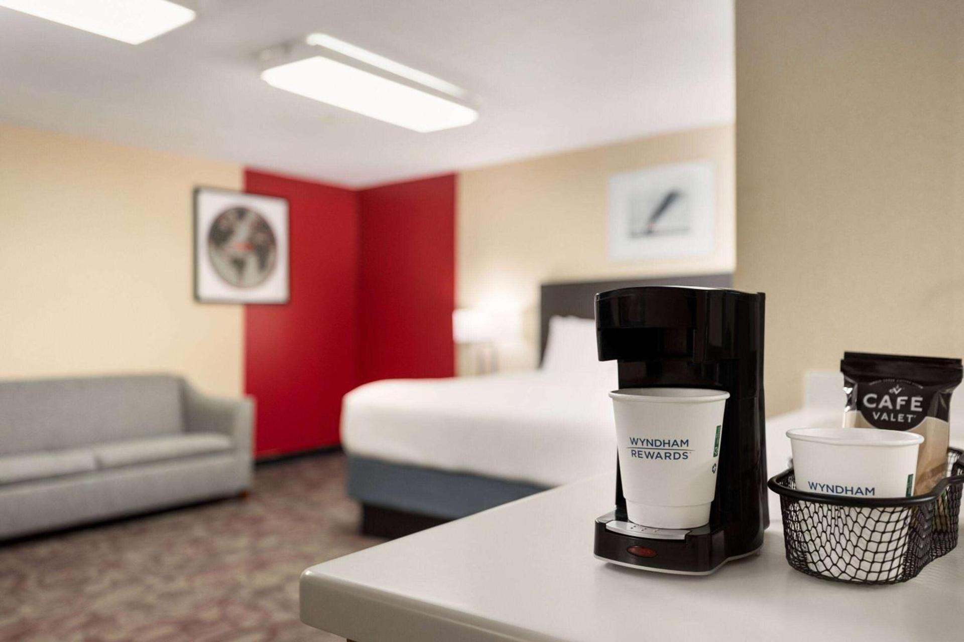Ramada by Wyndham Alpena photo 25