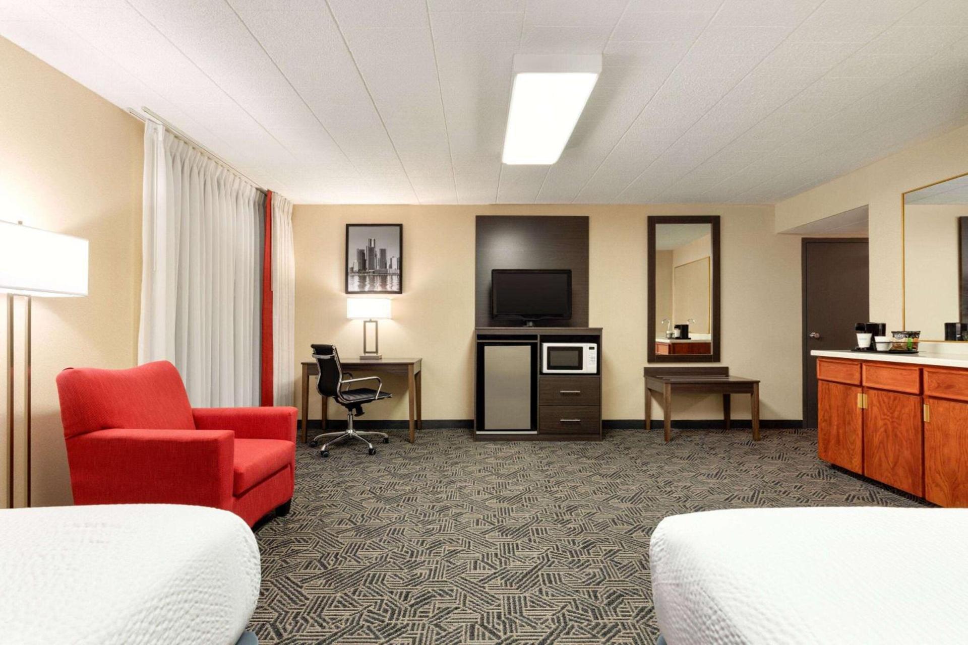 Ramada by Wyndham Alpena photo 27